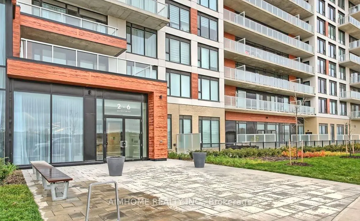 2 David Eyer Road E #829
