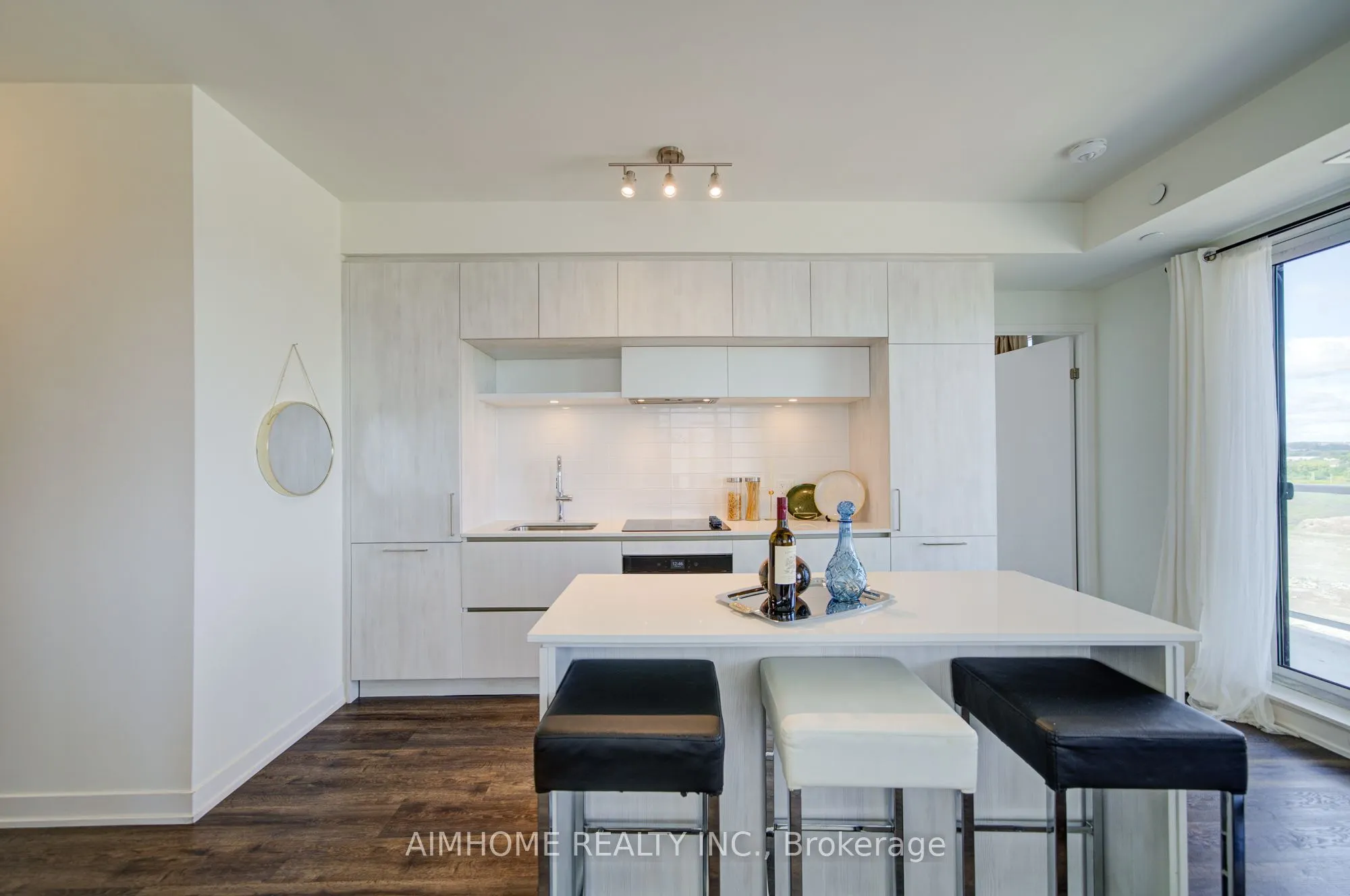2 David Eyer Road E #829