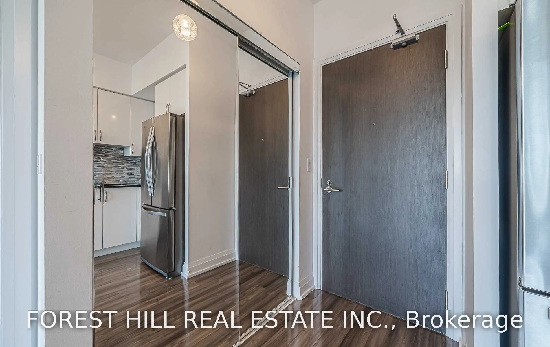 7890 Bathurst Street #611