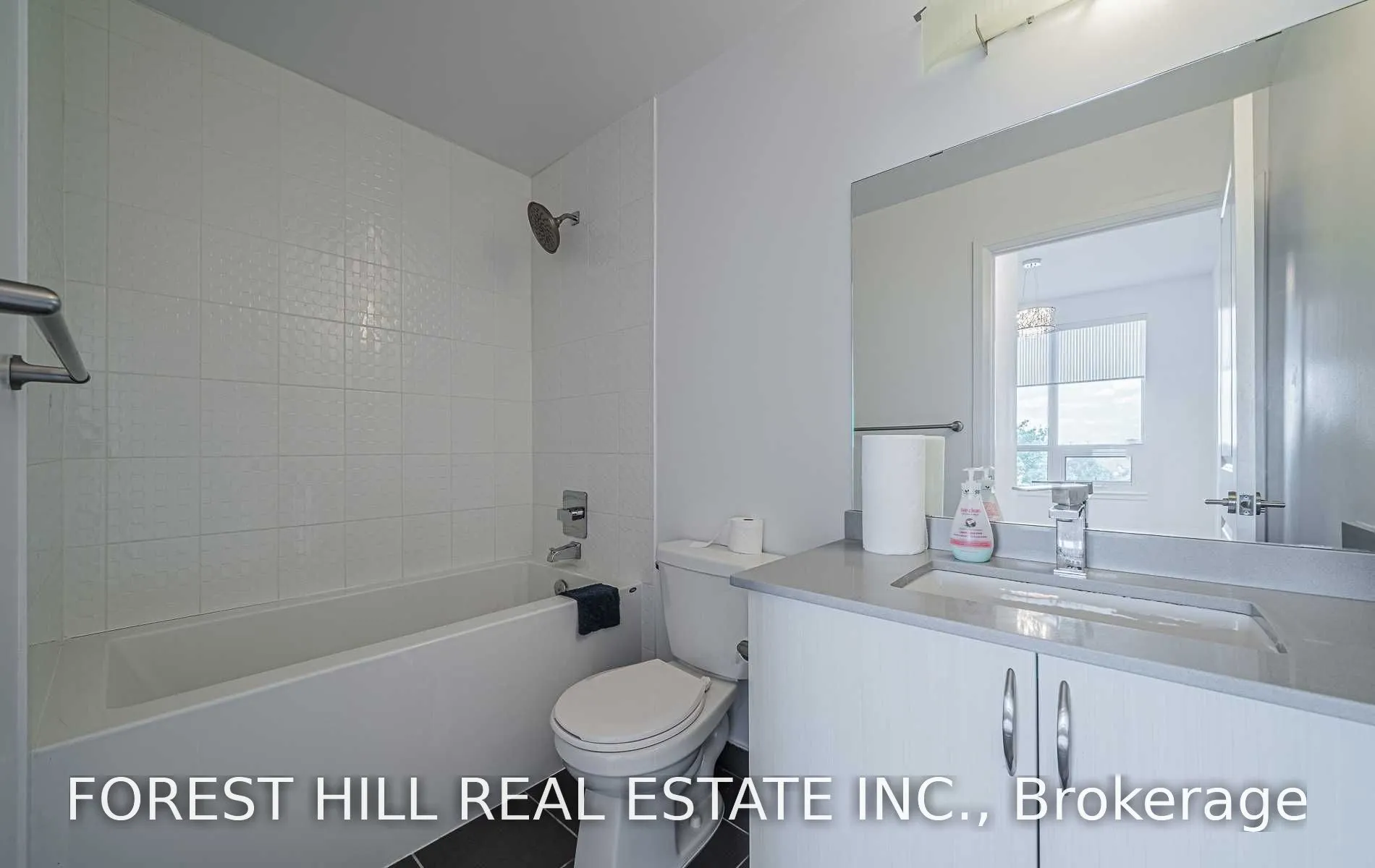 7890 Bathurst Street #611