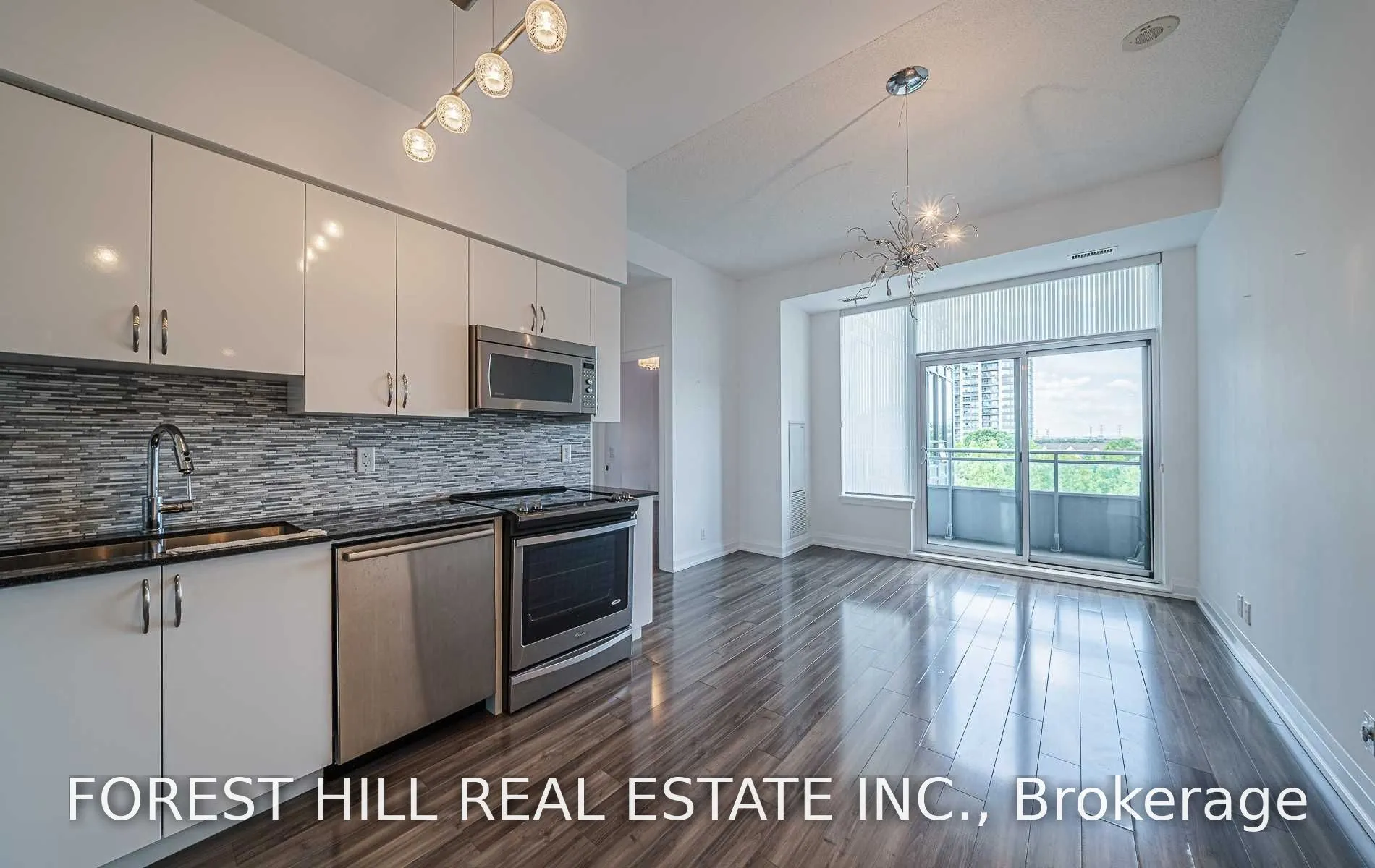 7890 Bathurst Street #611