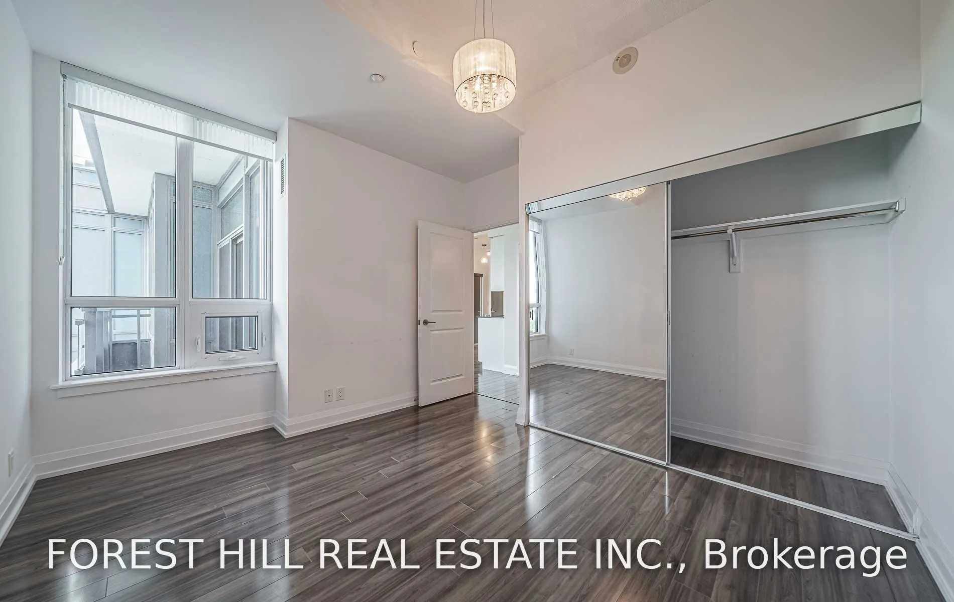 7890 Bathurst Street #611