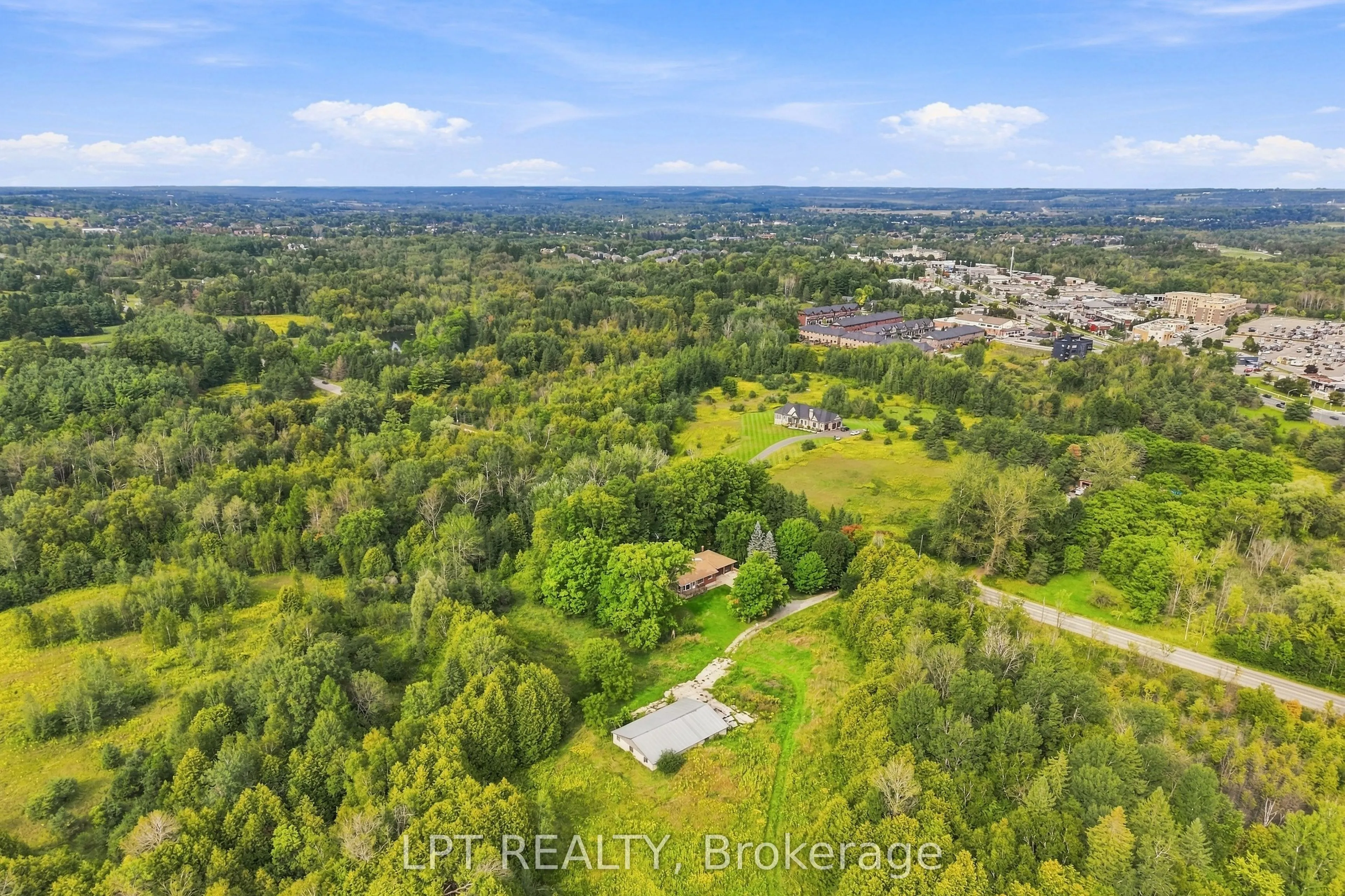 586 Hwy 47 Highway