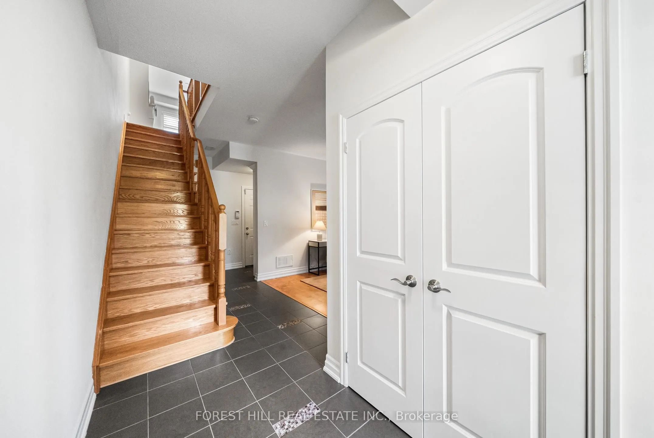 25 Beverley Glen Boulevard #25