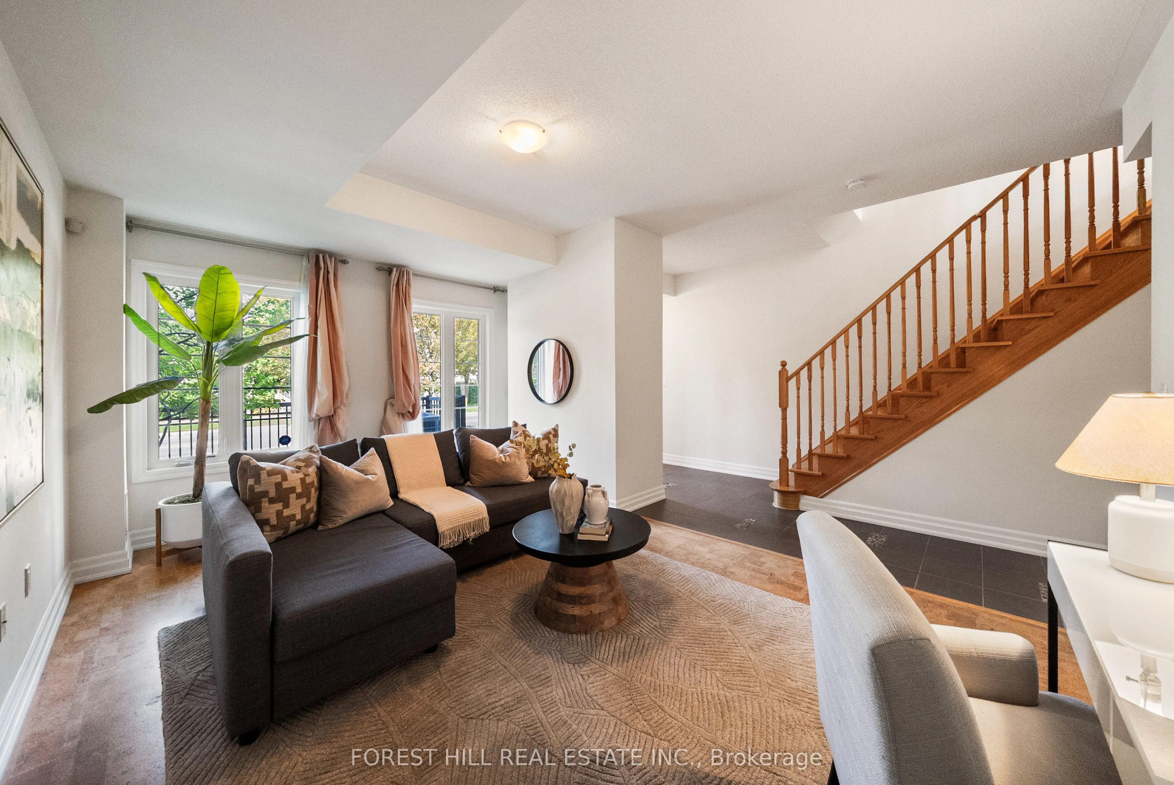 25 Beverley Glen Boulevard #25