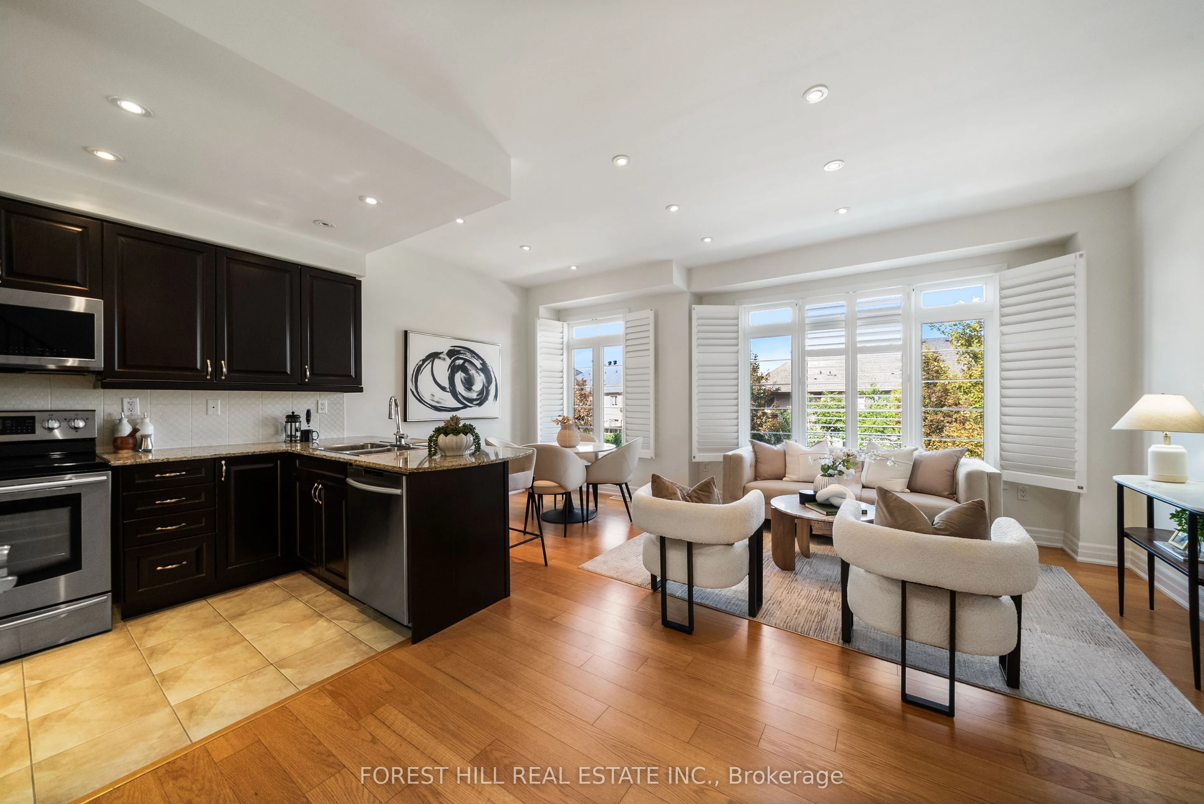 25 Beverley Glen Boulevard #25