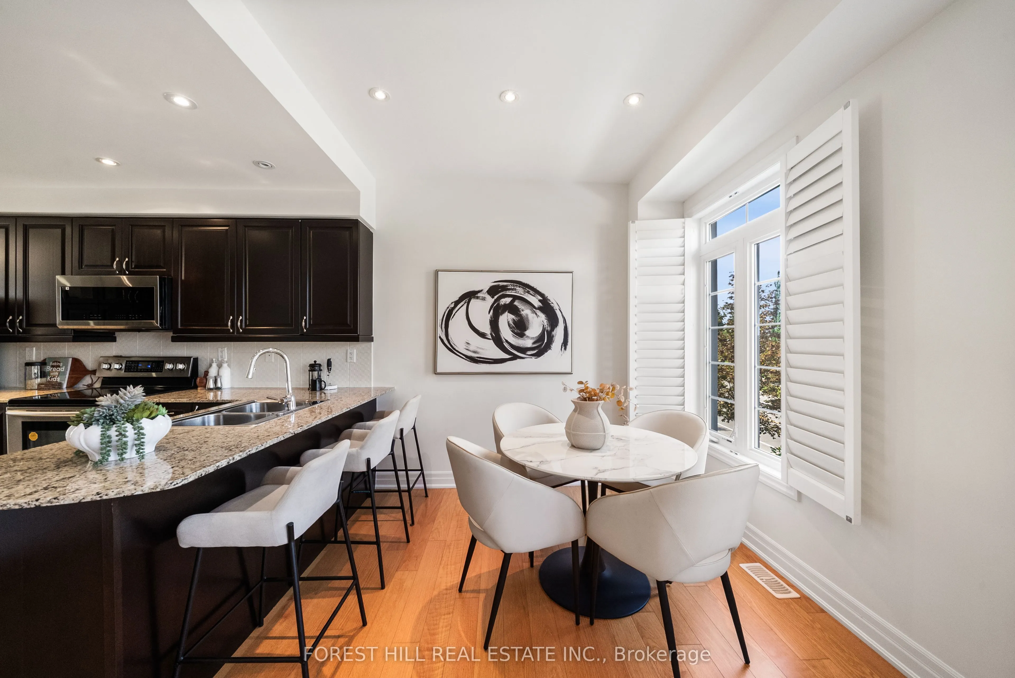 25 Beverley Glen Boulevard #25