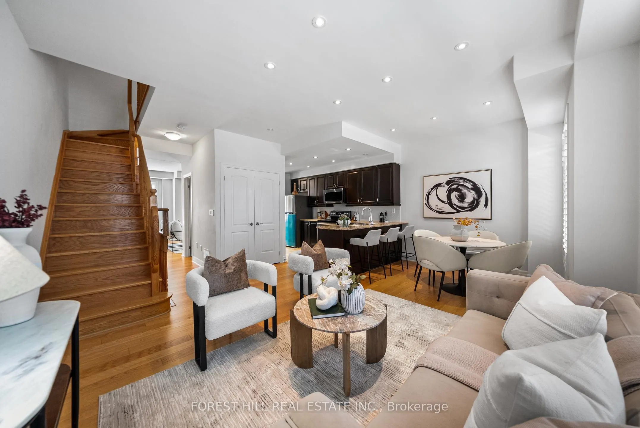 25 Beverley Glen Boulevard #25
