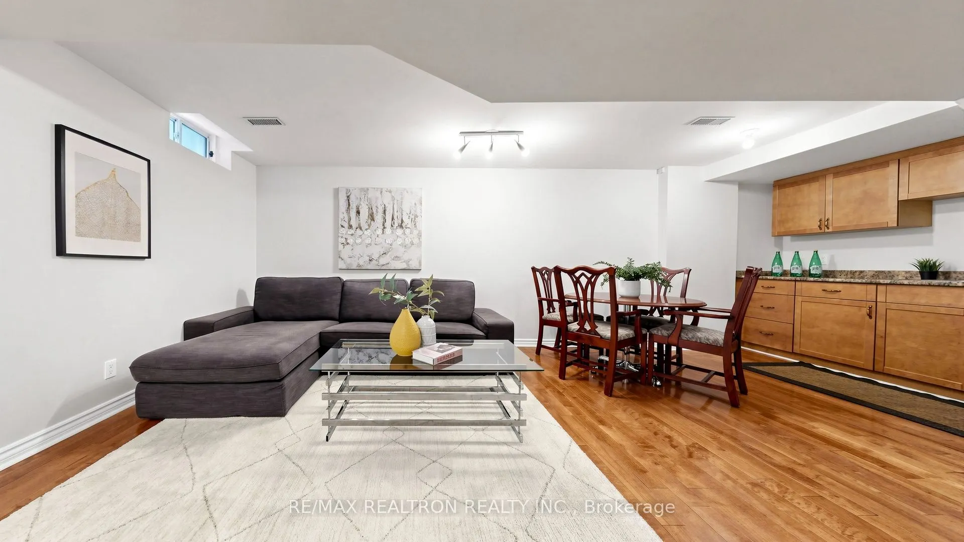 492 Pleasant Ridge Avenue