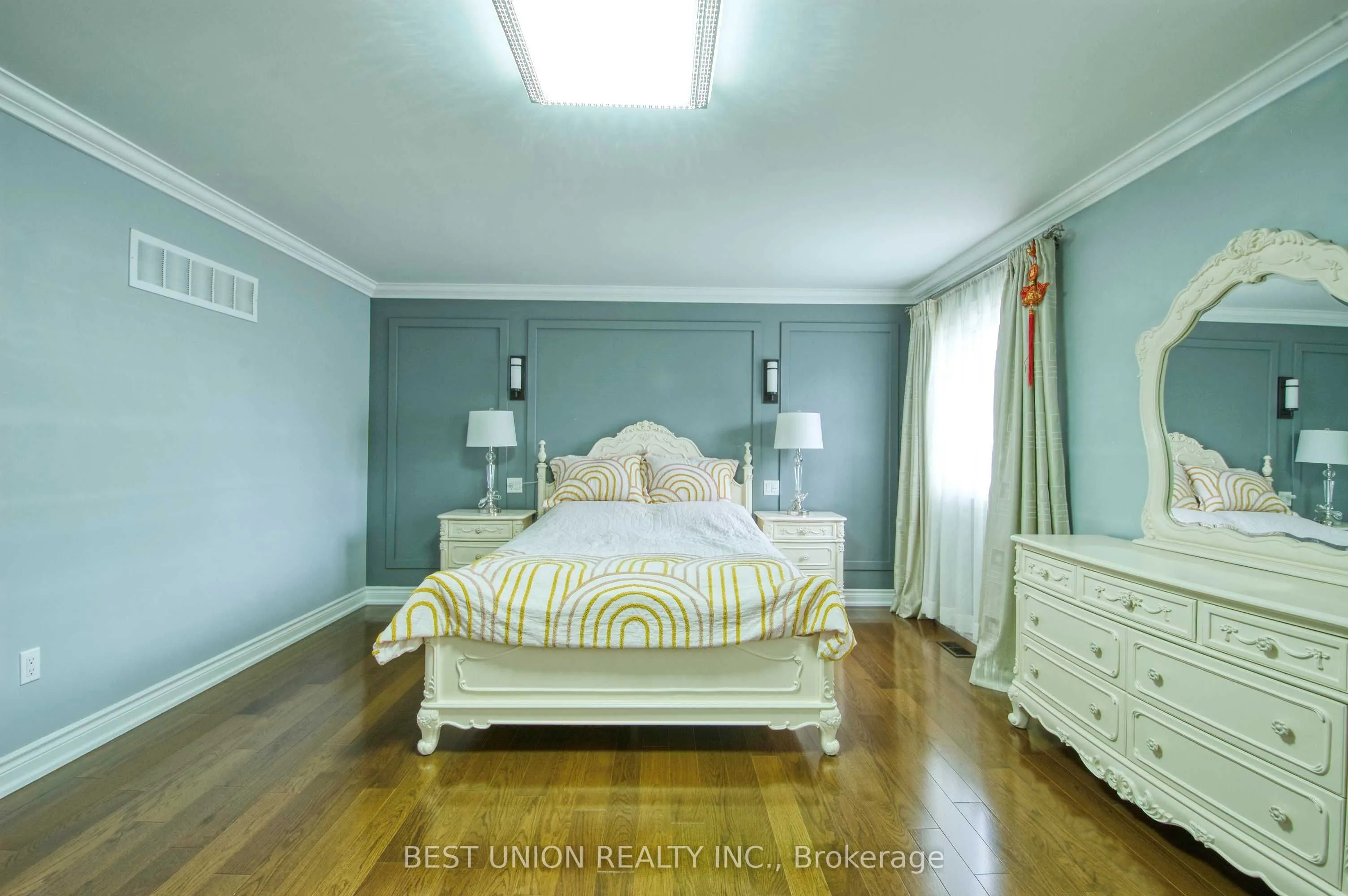 1183 Mctavish Drive