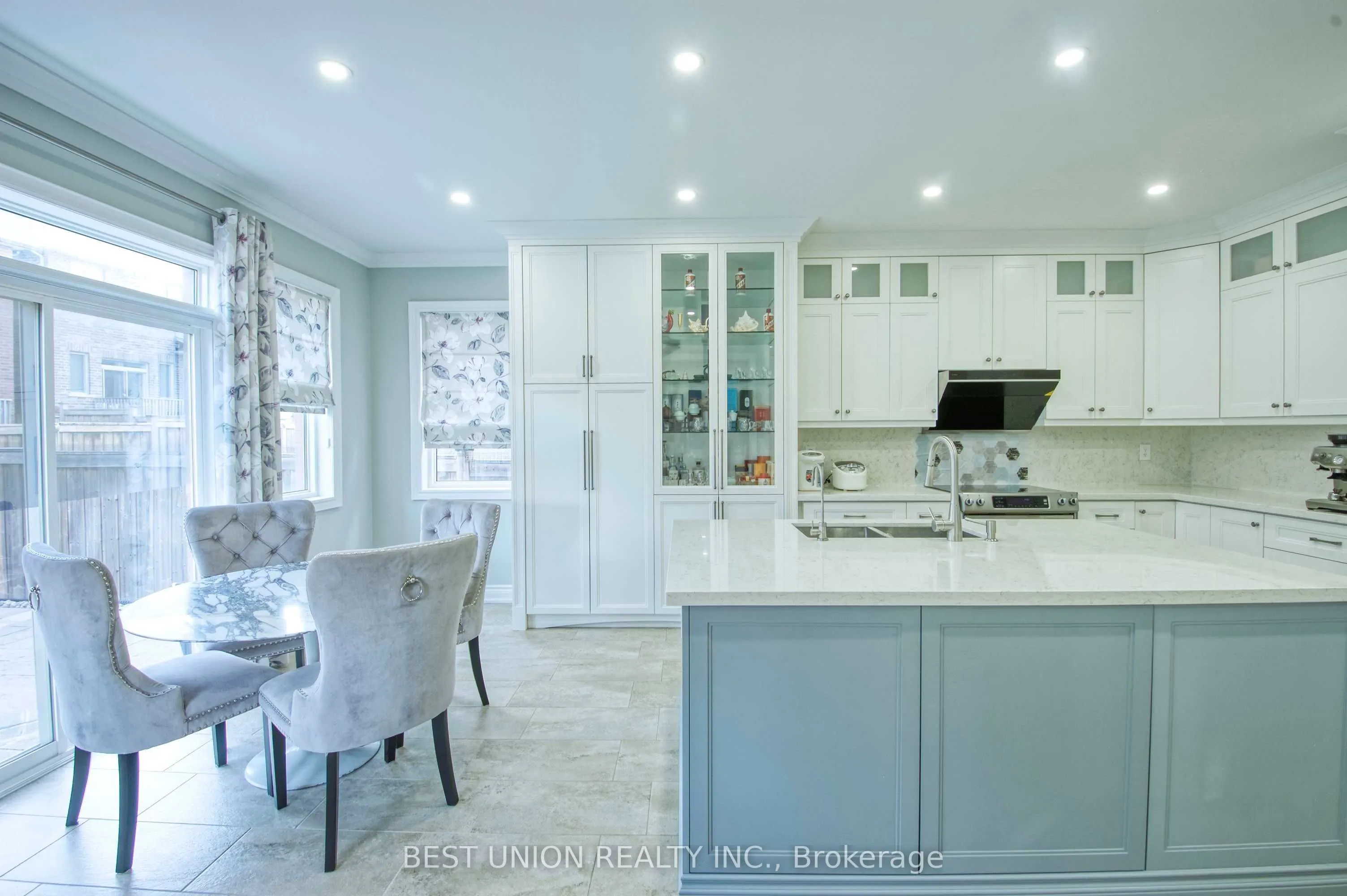 1183 Mctavish Drive