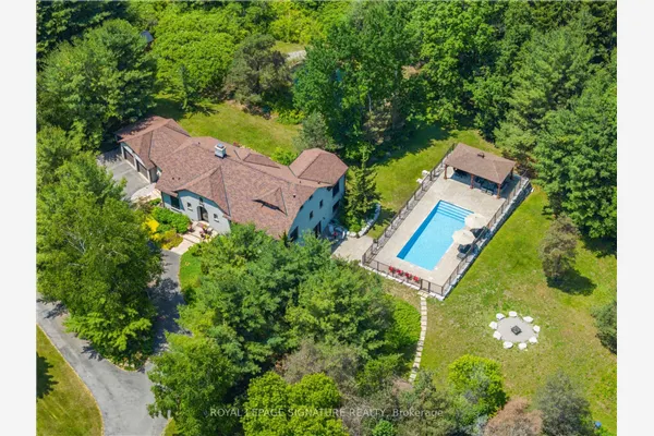 30 Kingswood Drive