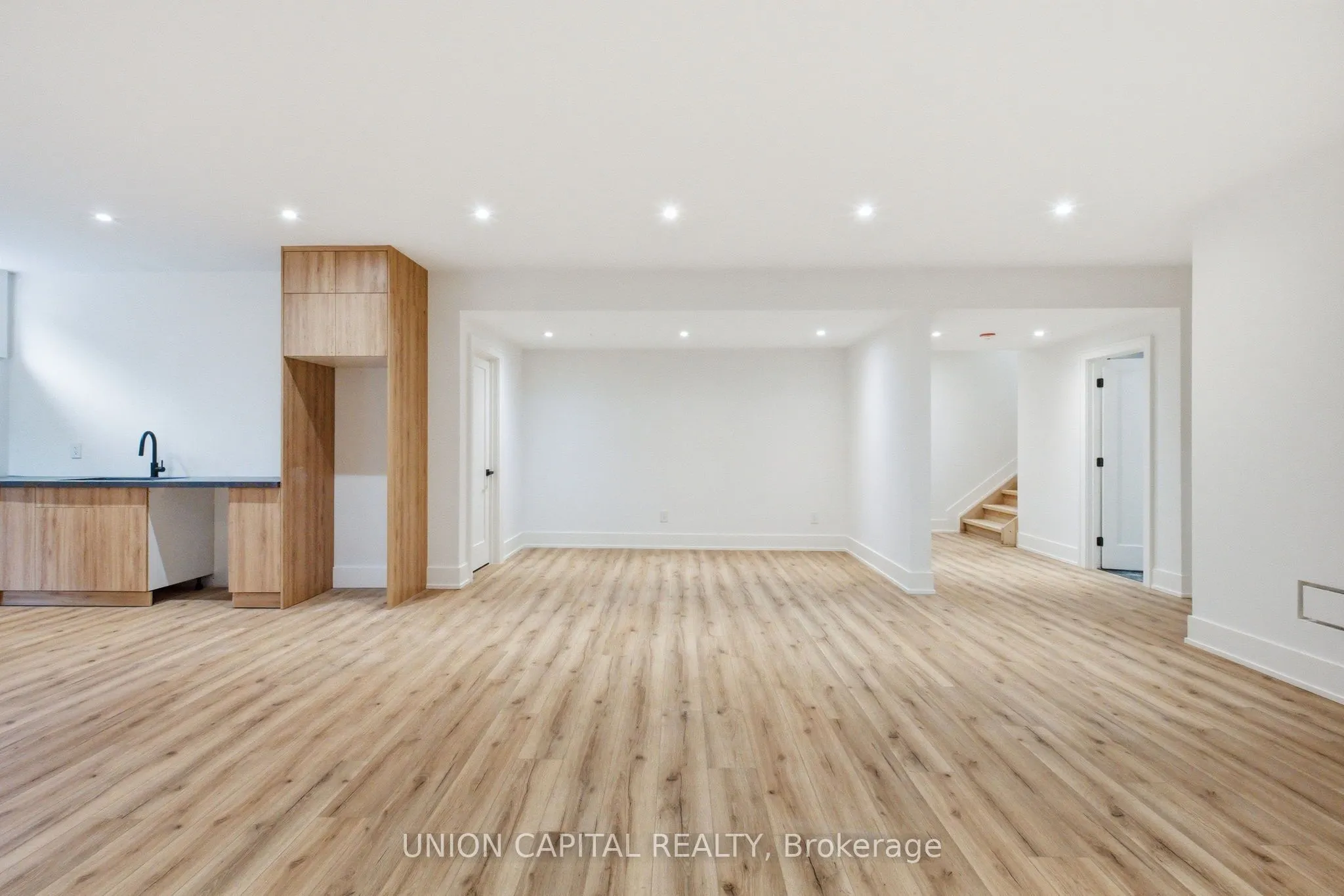 106 Hawthorn Avenue