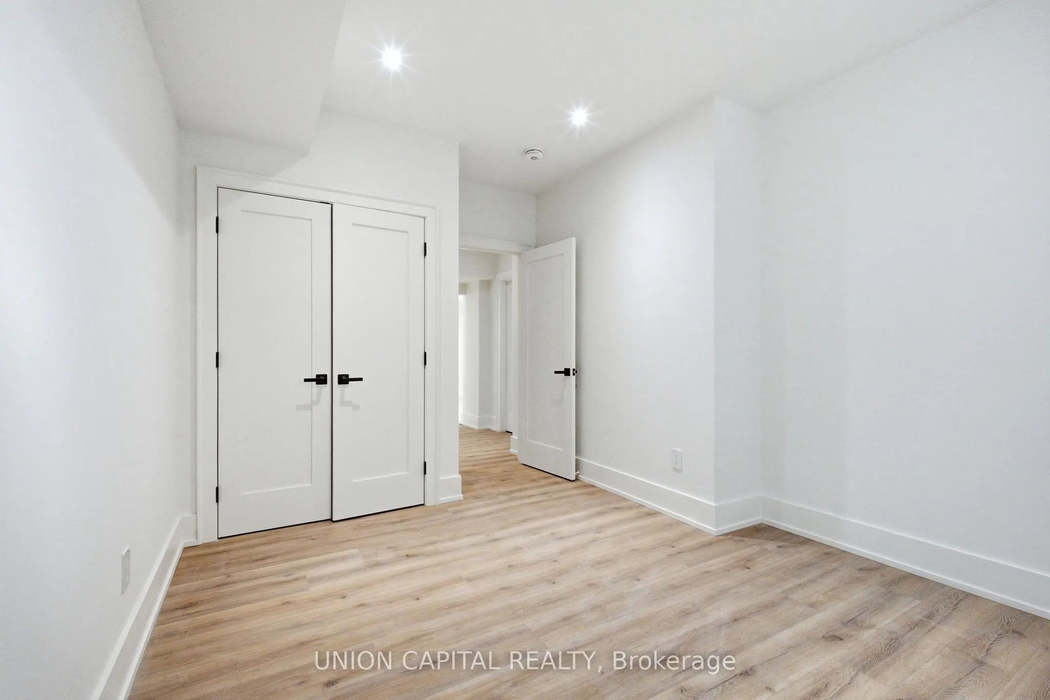 106 Hawthorn Avenue