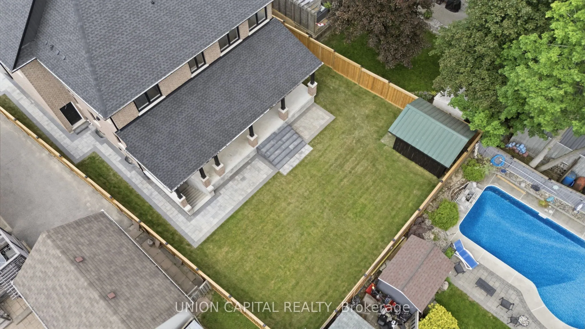 106 Hawthorn Avenue