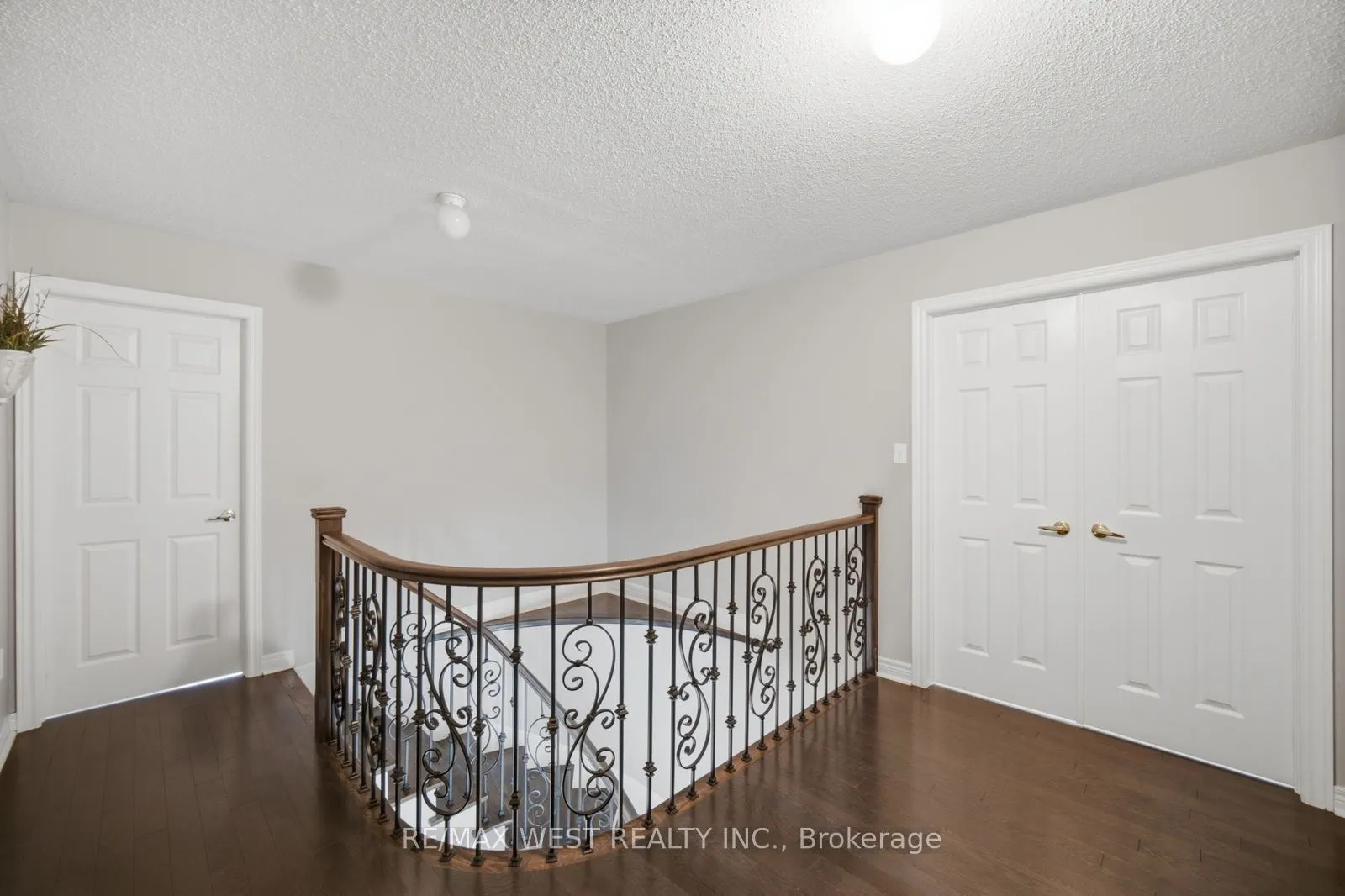 65 Burnhaven Avenue