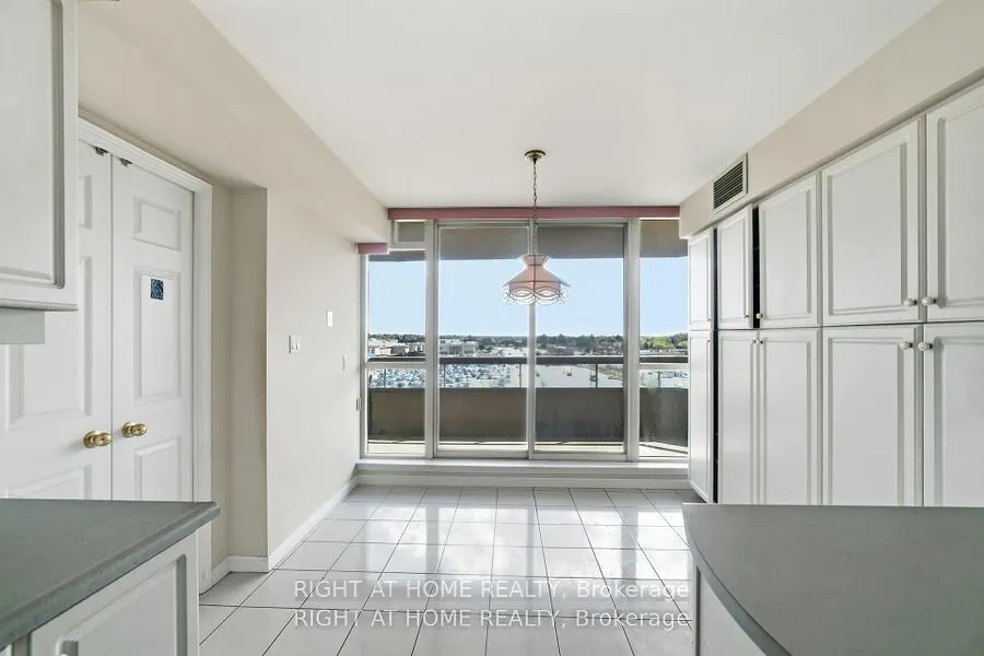 610 Bullock Drive #803