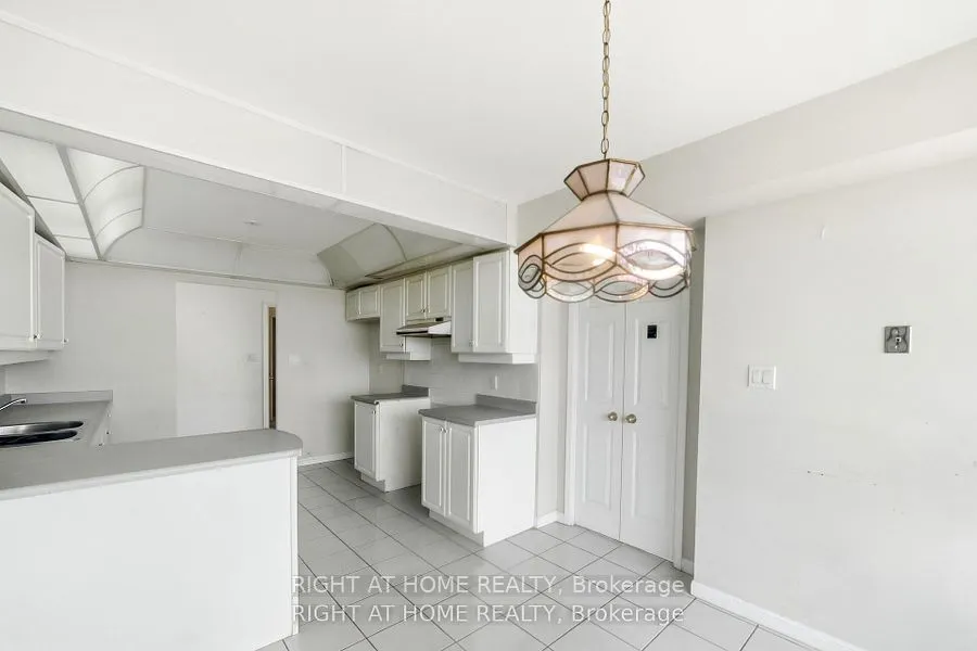 610 Bullock Drive #803