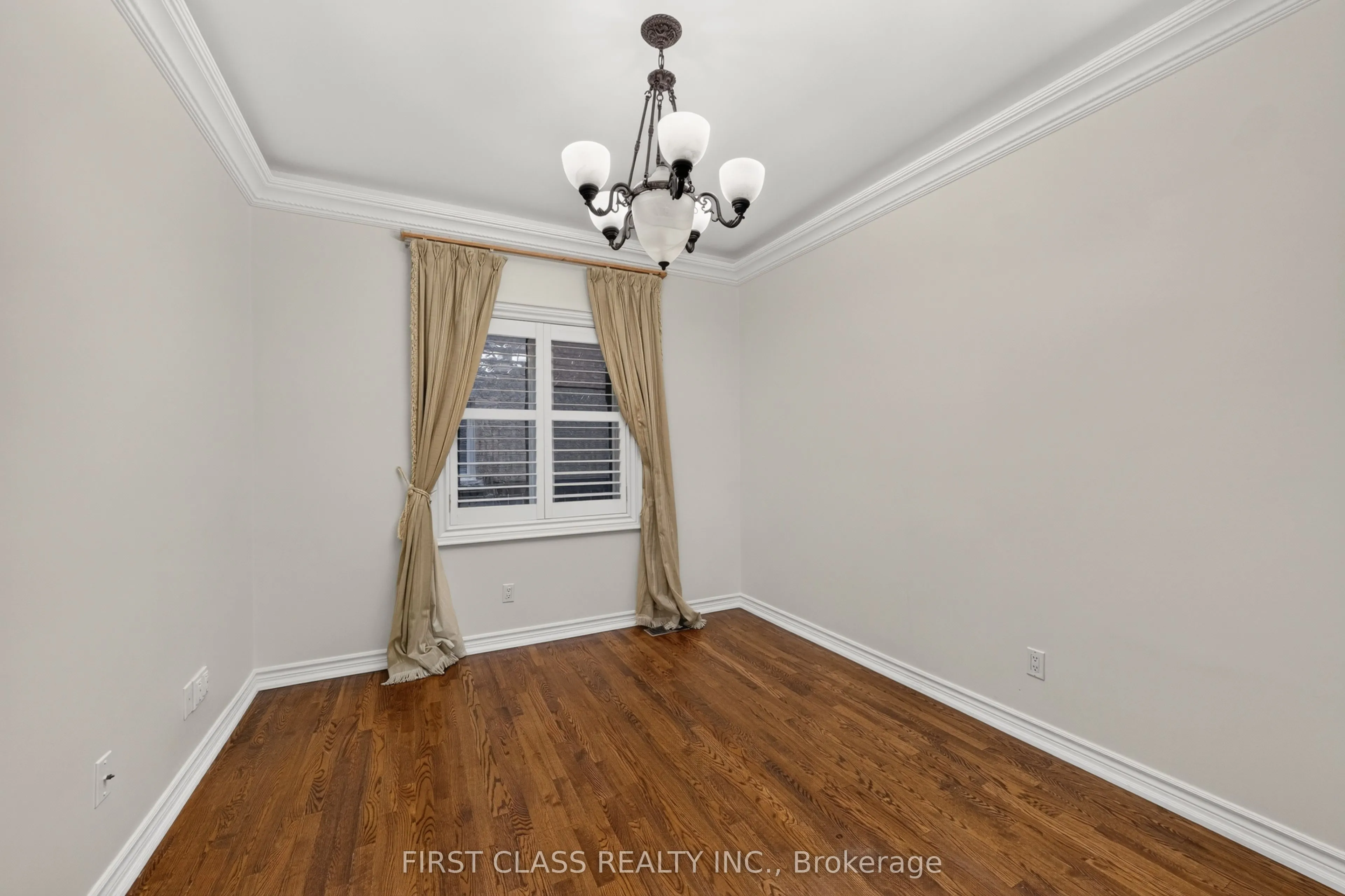 67 Black Walnut Crescent