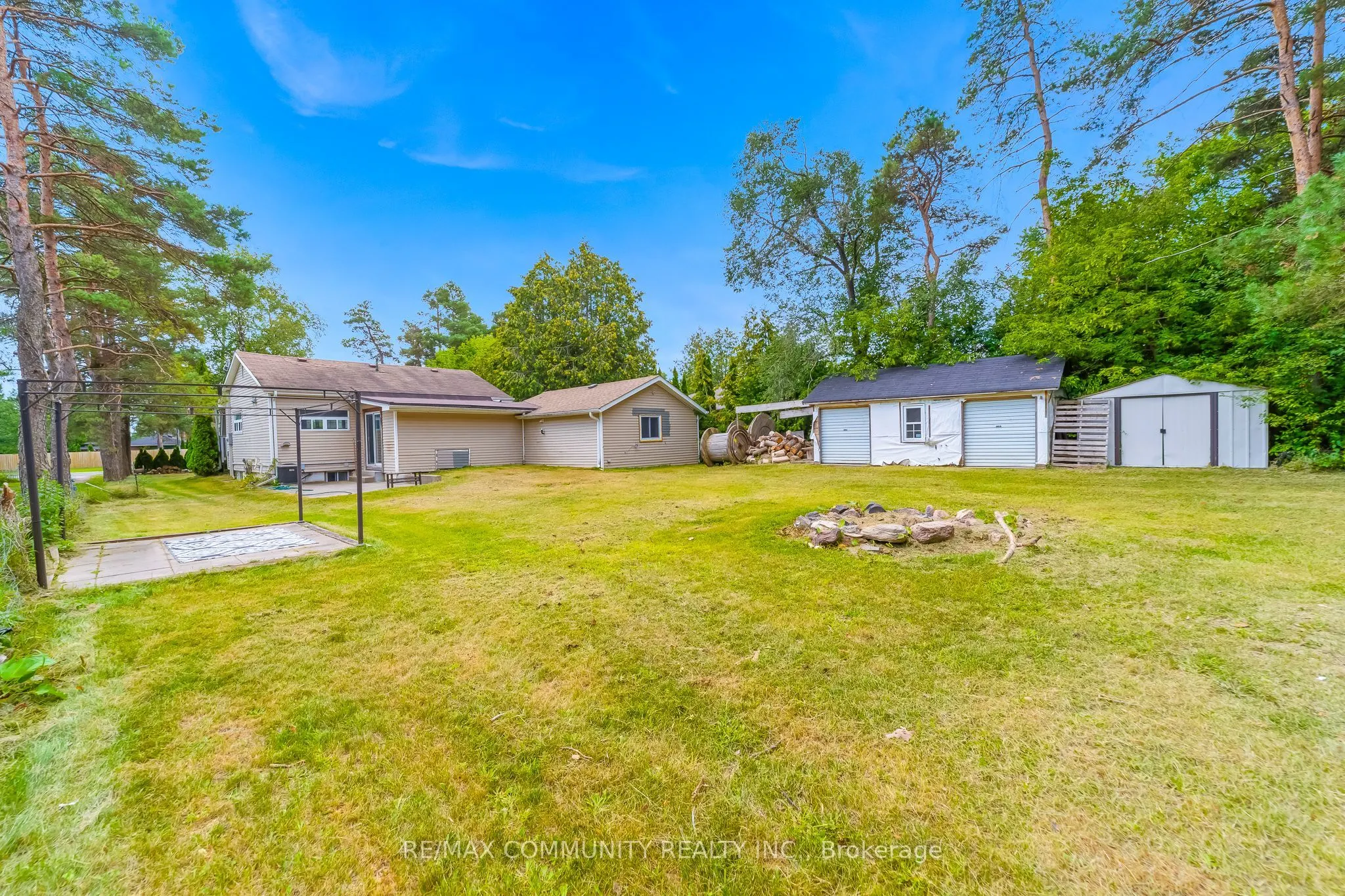 5154 Aurora Road
