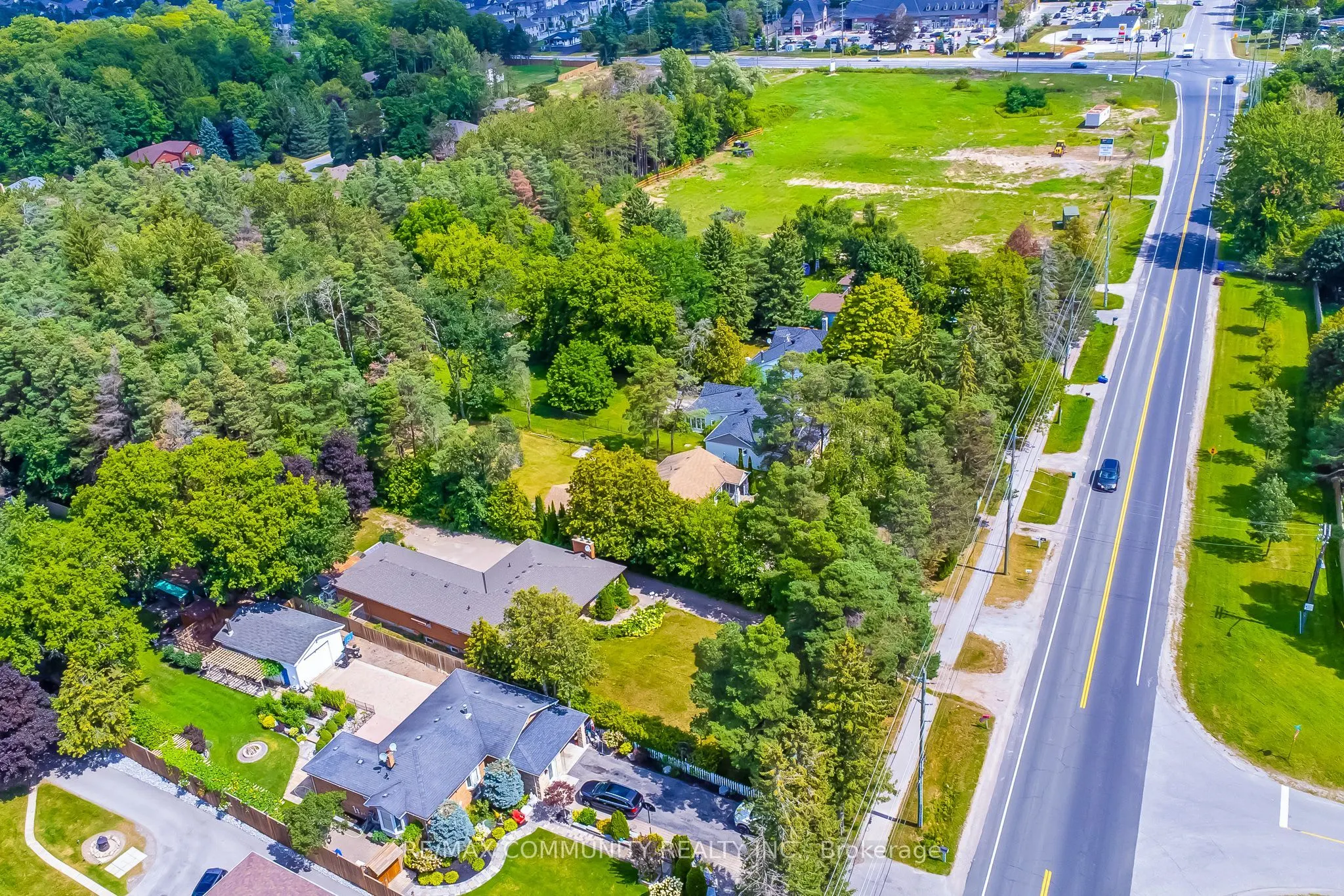 5154 Aurora Road