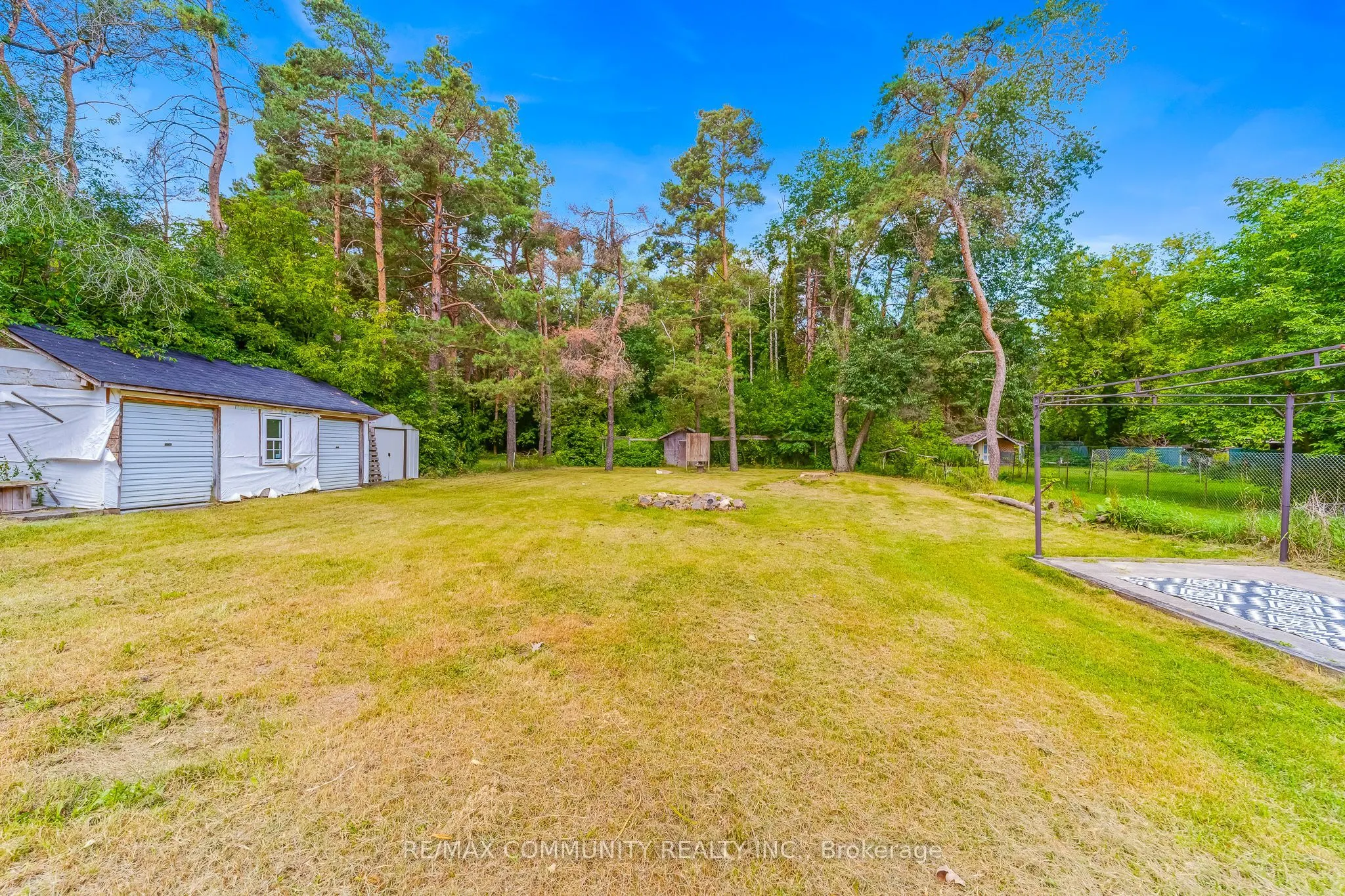 5154 Aurora Road