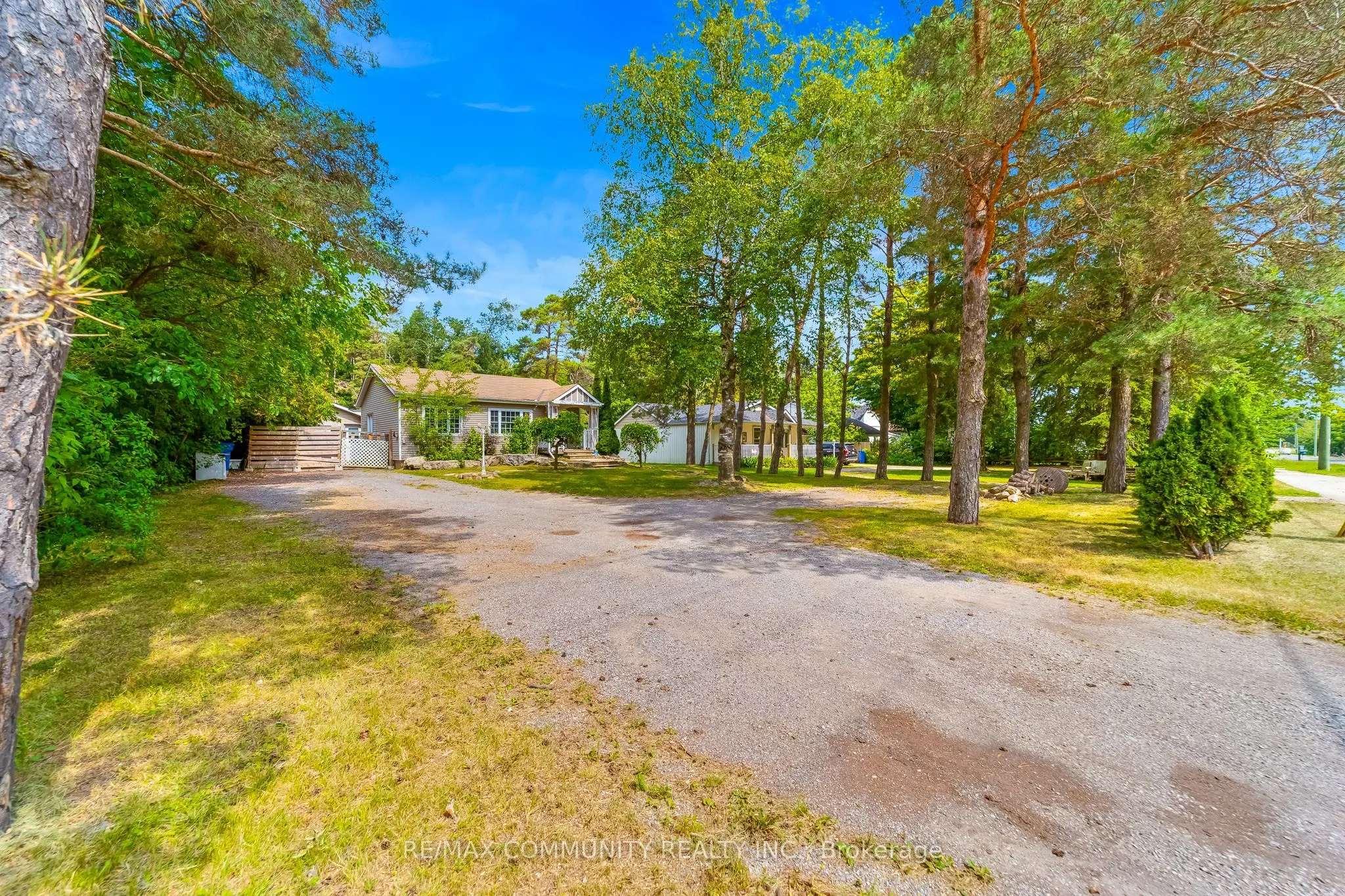 5154 Aurora Road