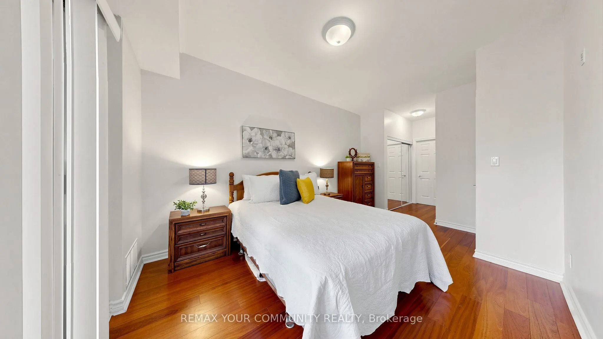 33 Wallace Street #214