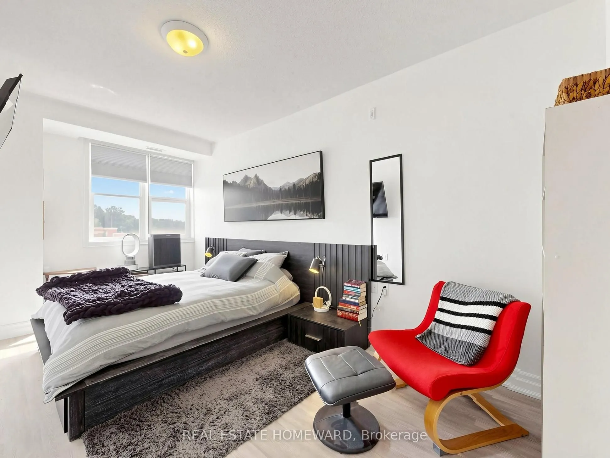 15450 Yonge Street #309