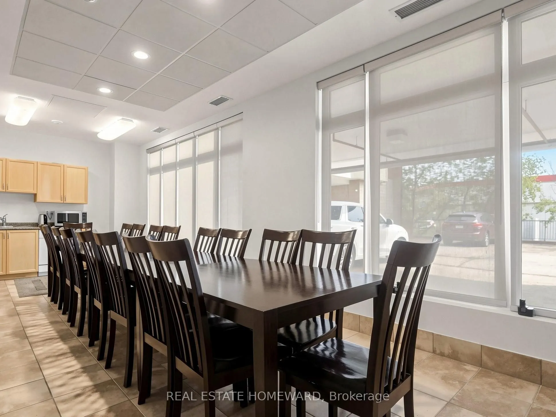 15450 Yonge Street #309