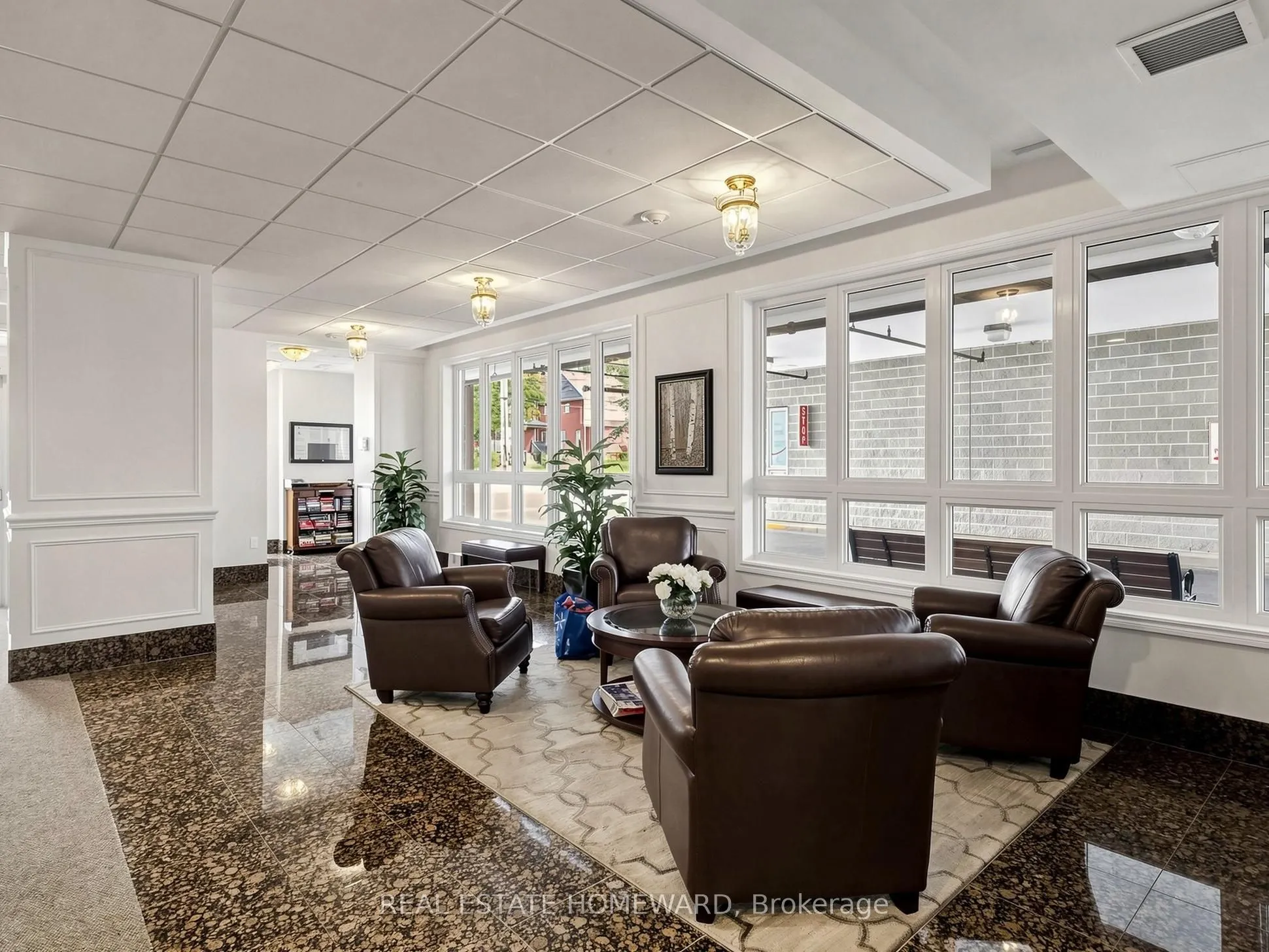 15450 Yonge Street #309