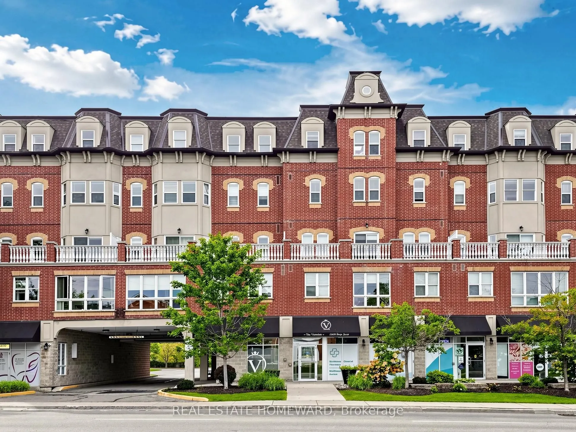 15450 Yonge Street #309