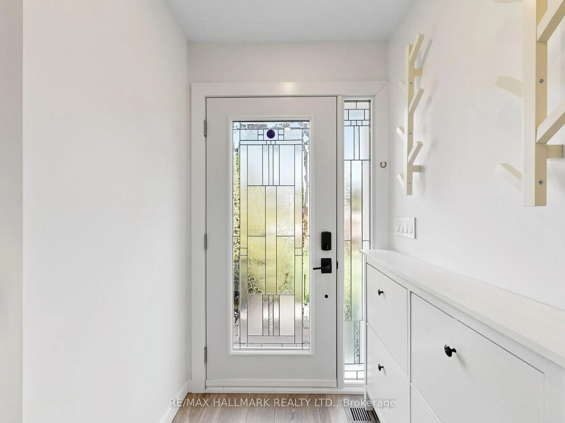 400 Handley Crescent