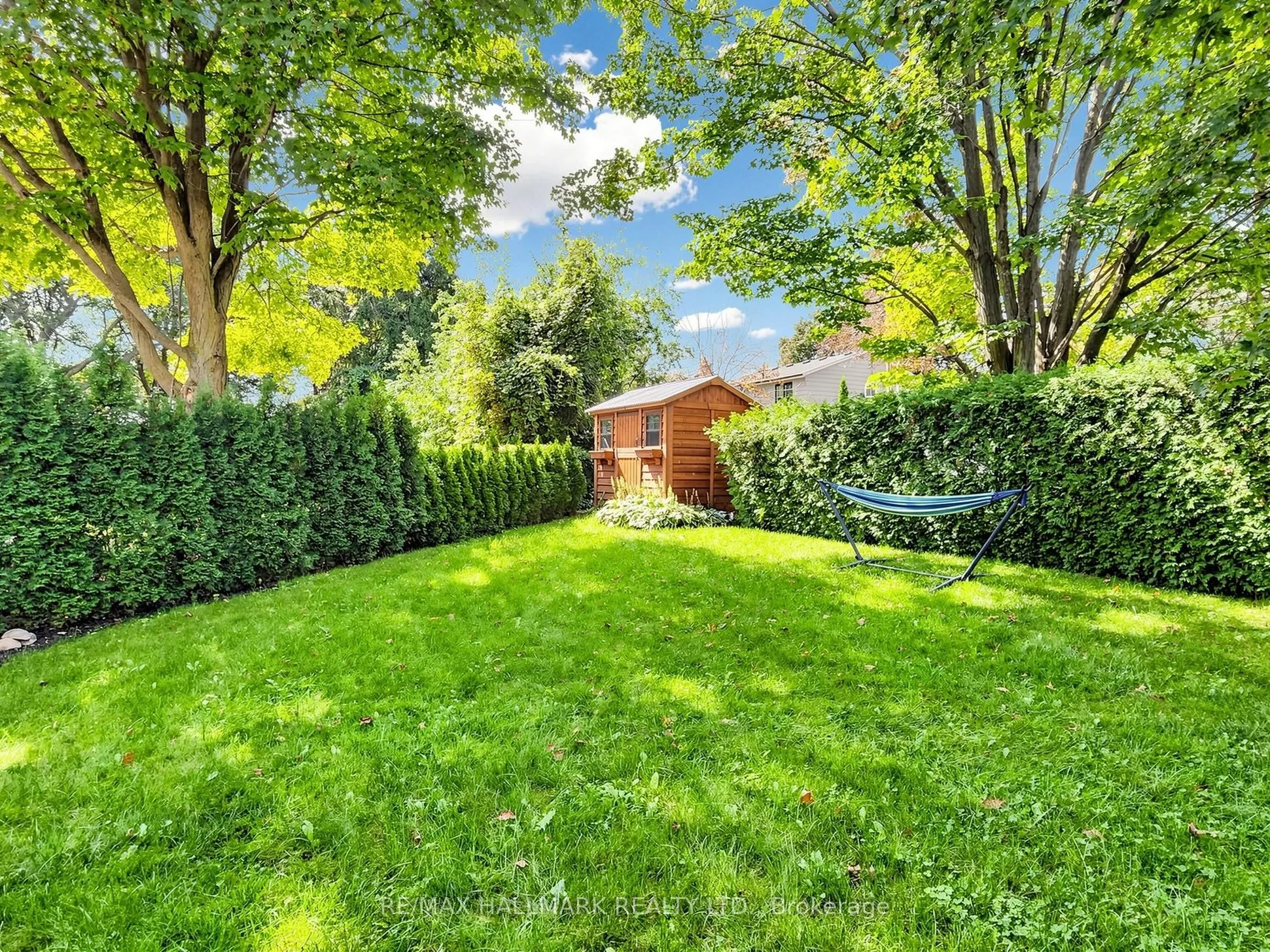400 Handley Crescent