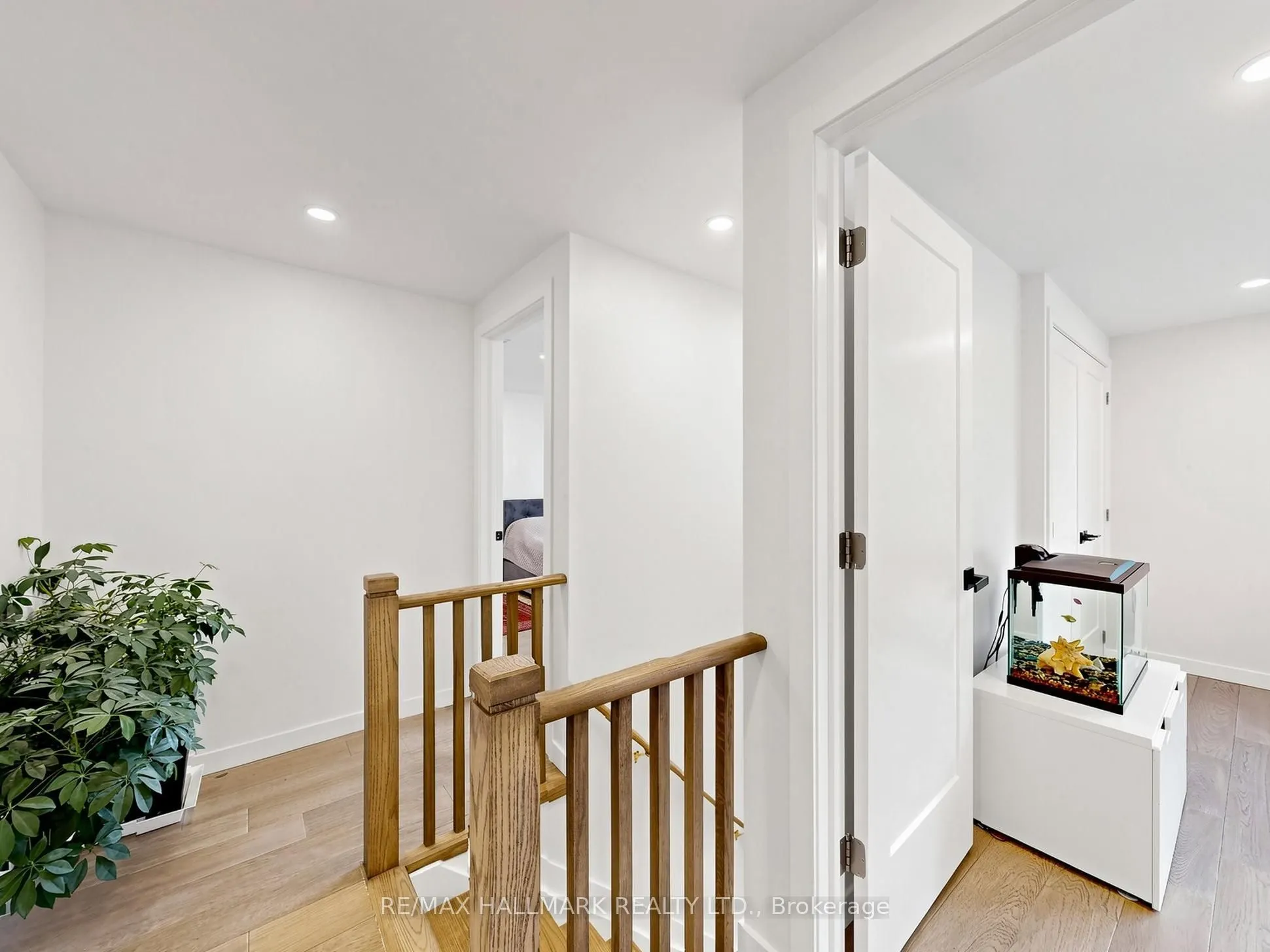 400 Handley Crescent