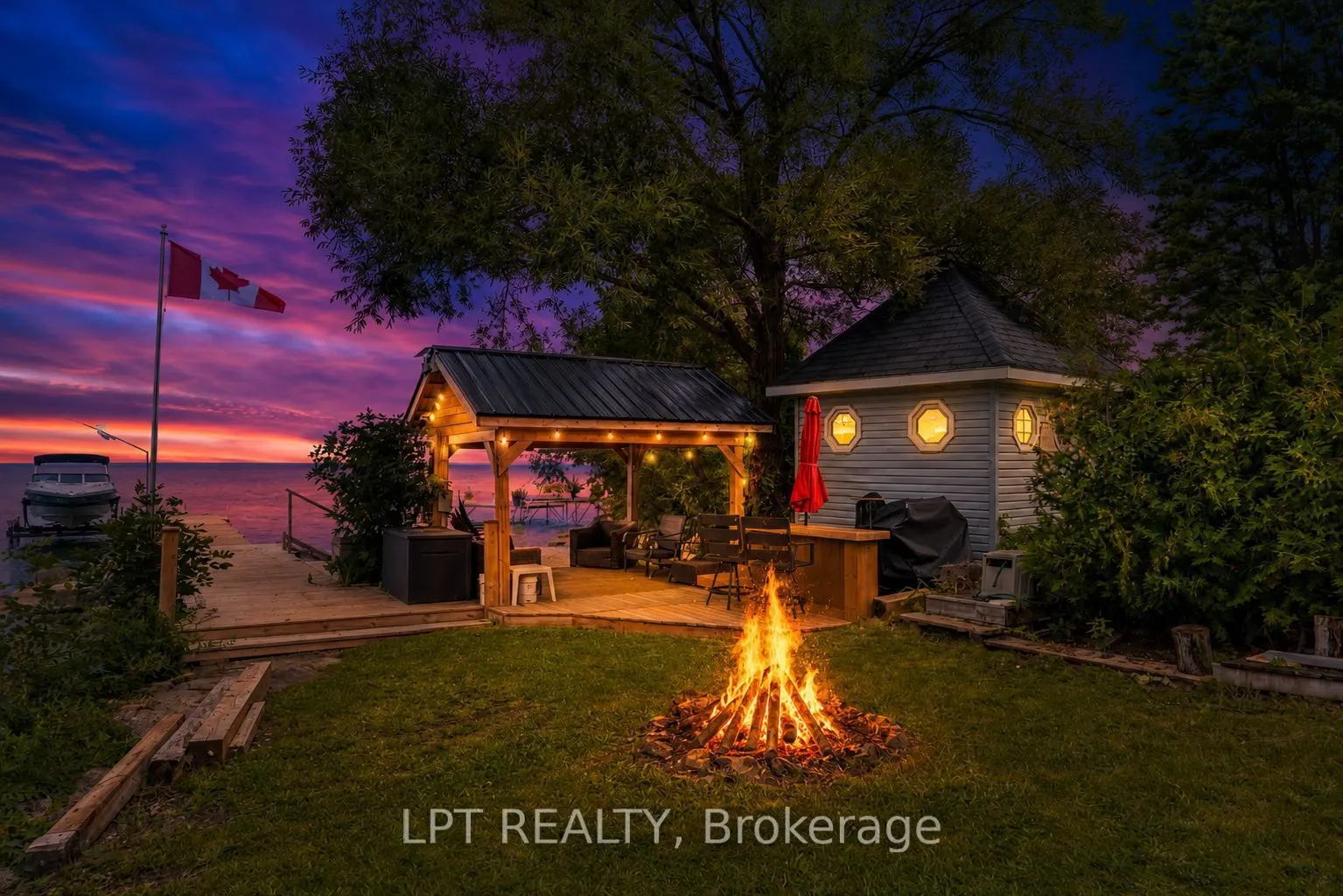 427 Lake Drive E