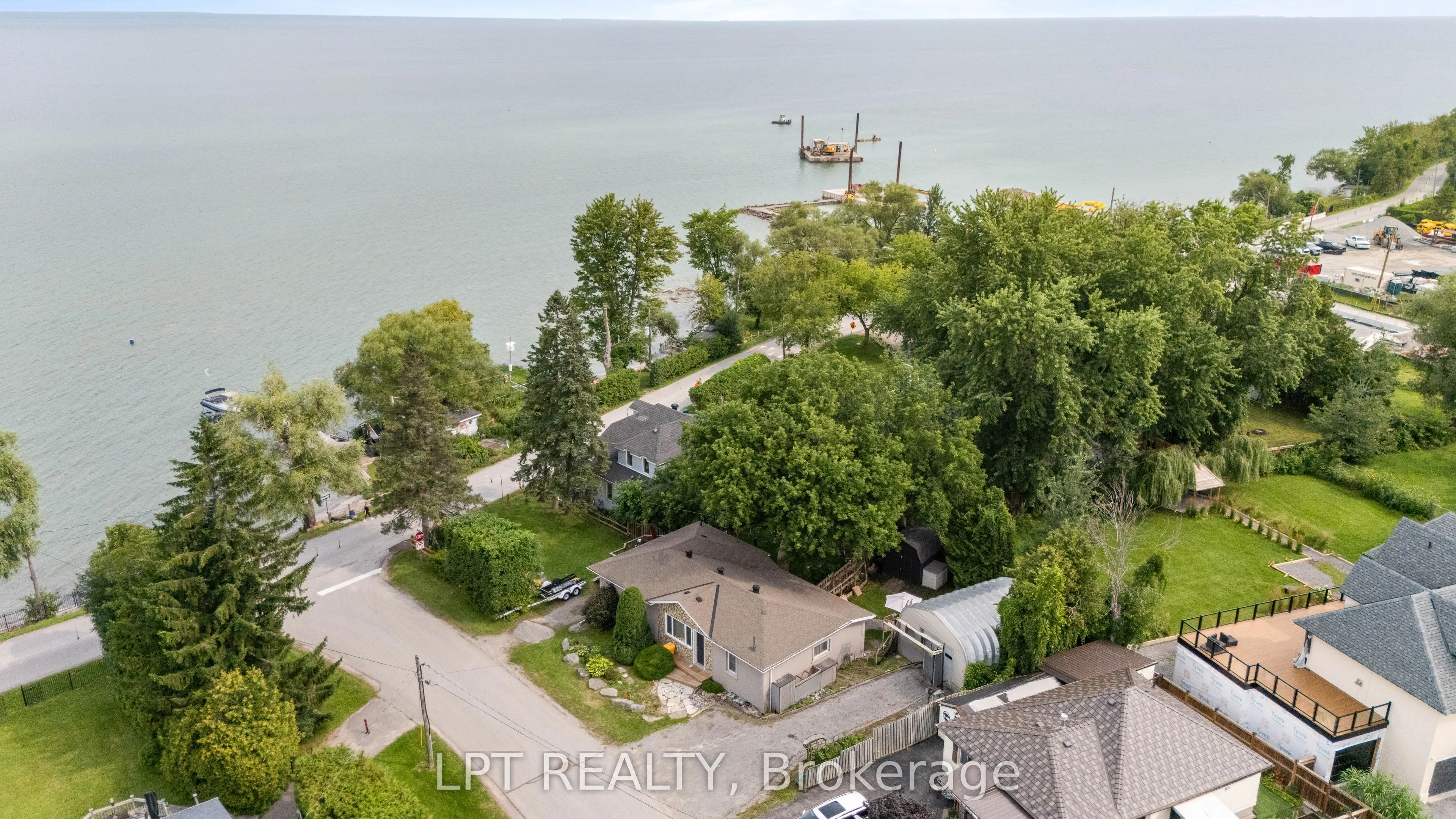 427 Lake Drive E
