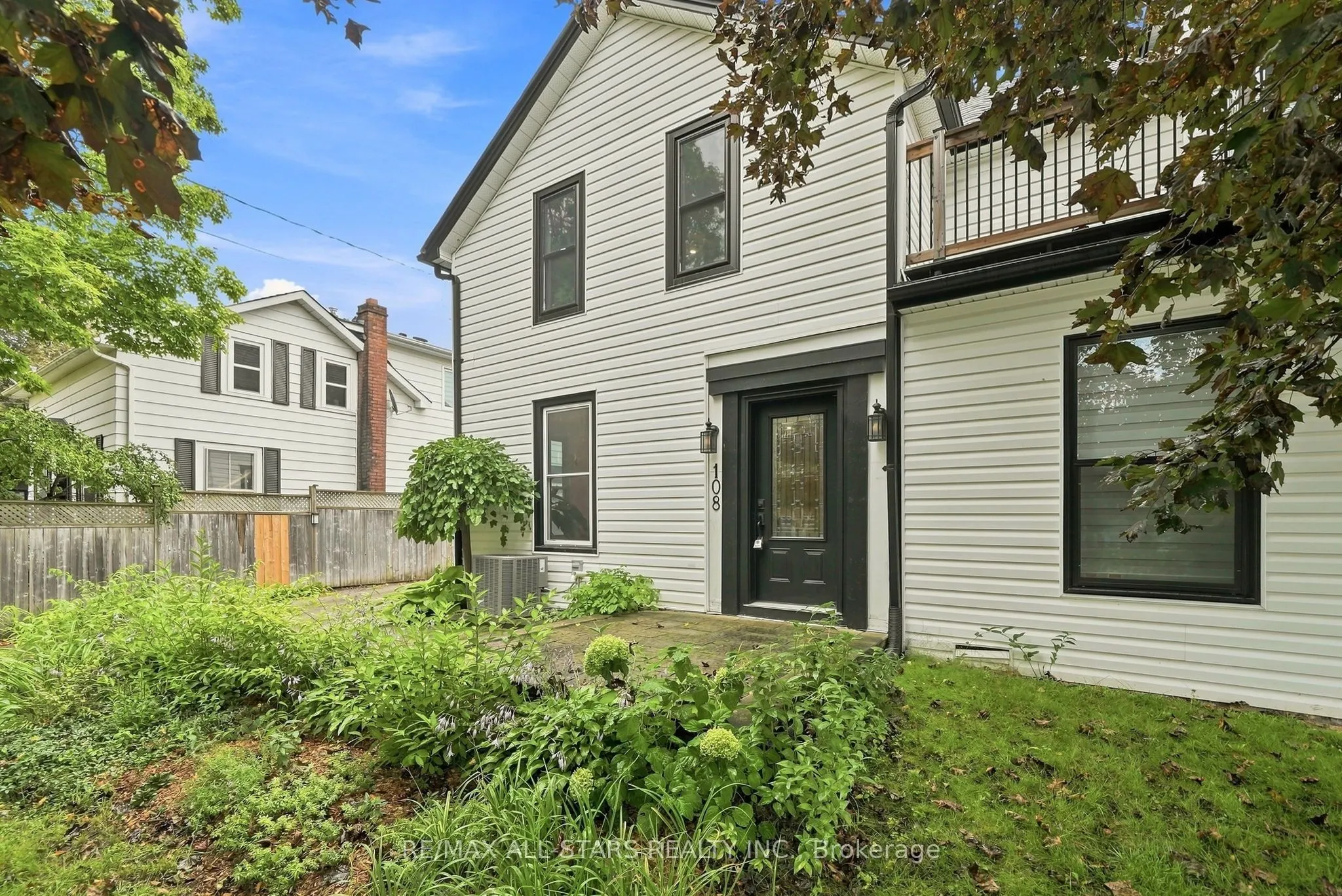 108 Mechanic Street