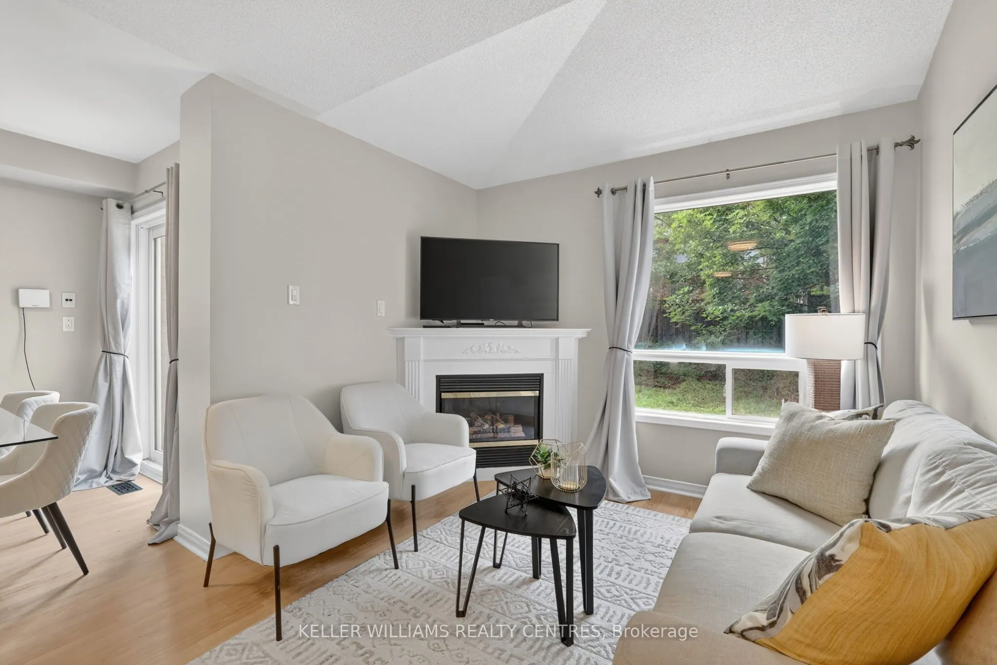120 Woodroof Crescent