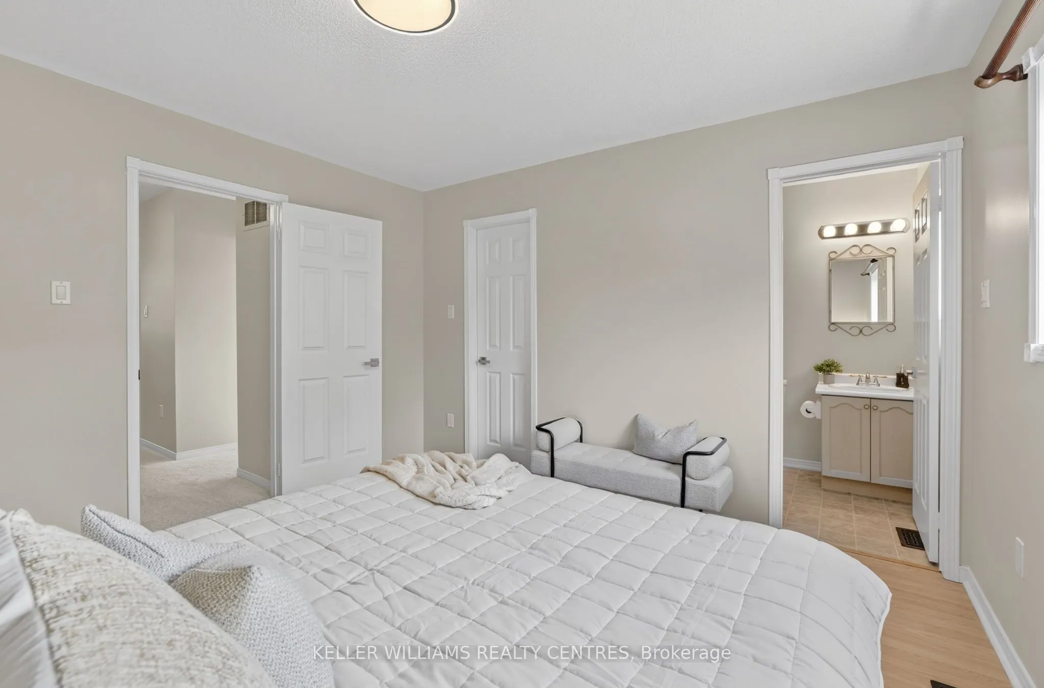 120 Woodroof Crescent