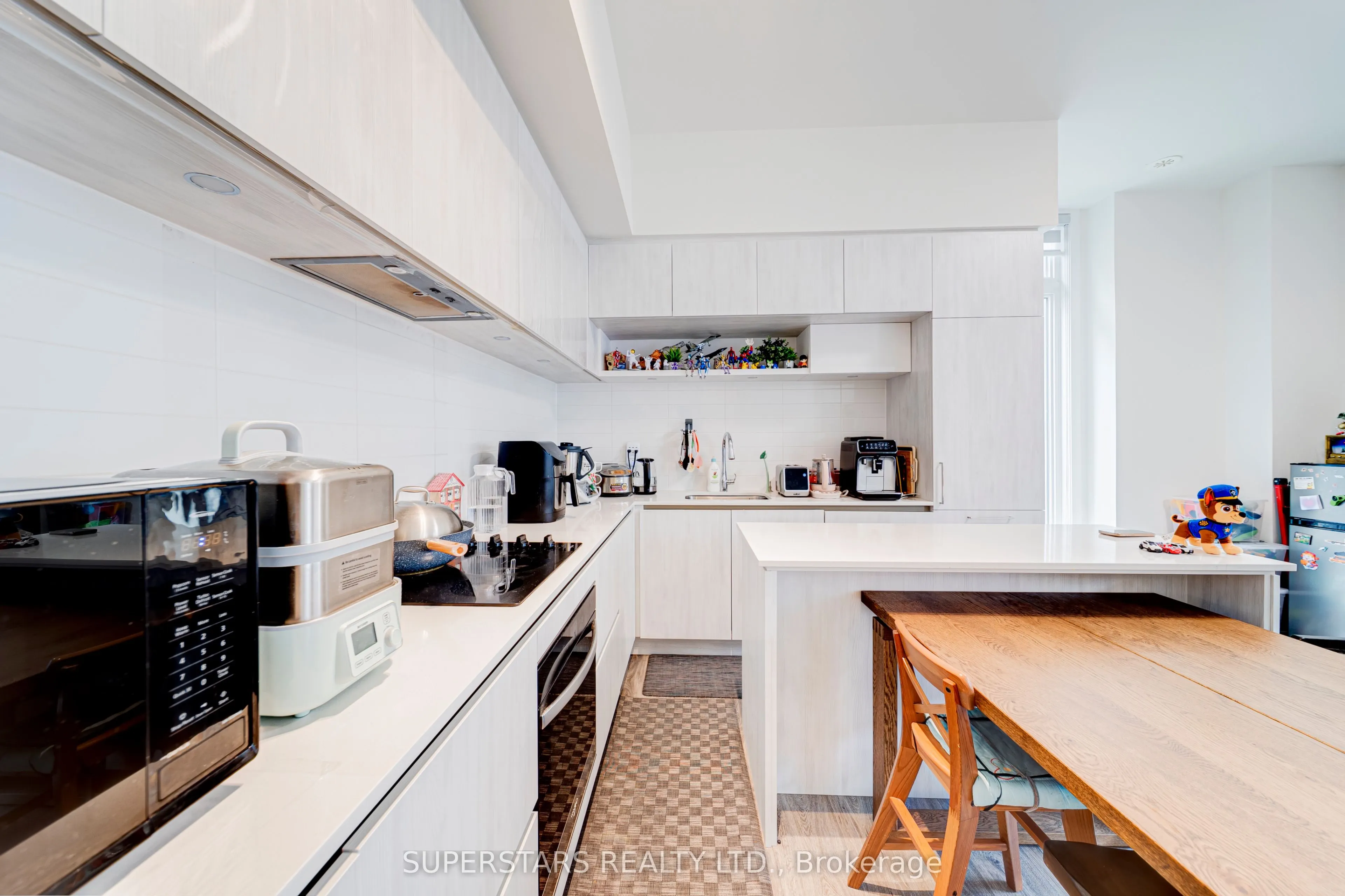 14 David Eyer Road #1019