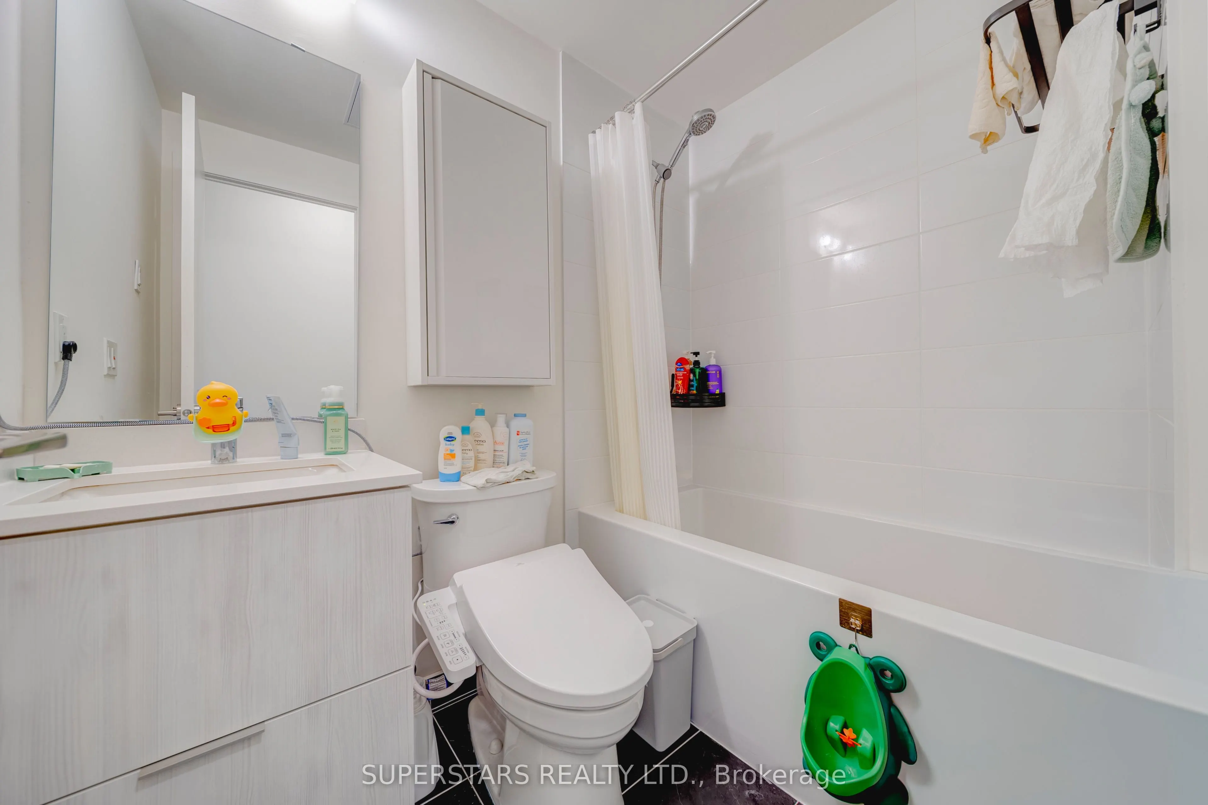 14 David Eyer Road #1019