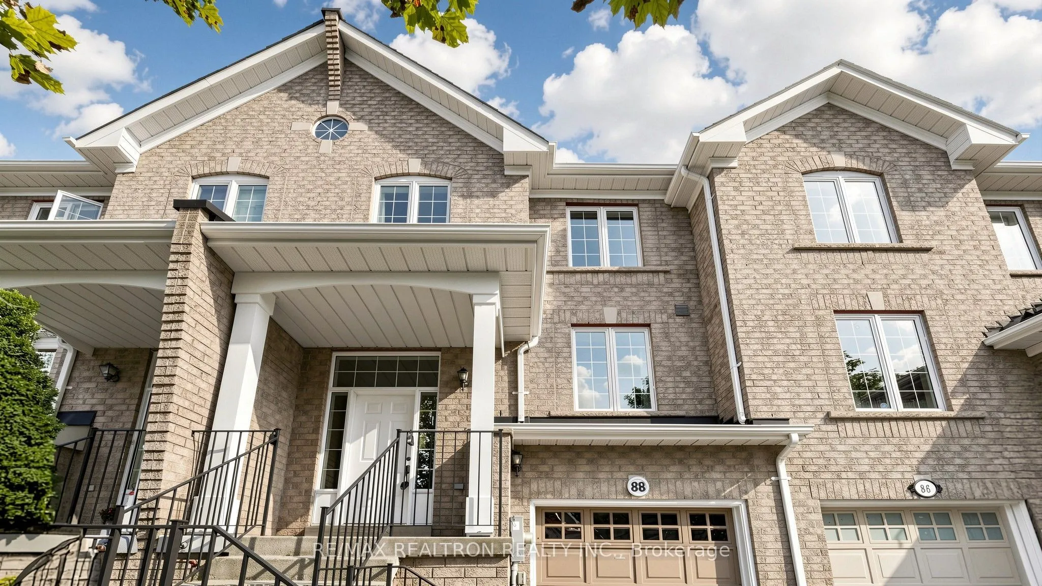 88 Banbrooke Crescent