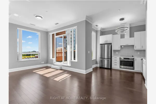 28 Uptown Drive