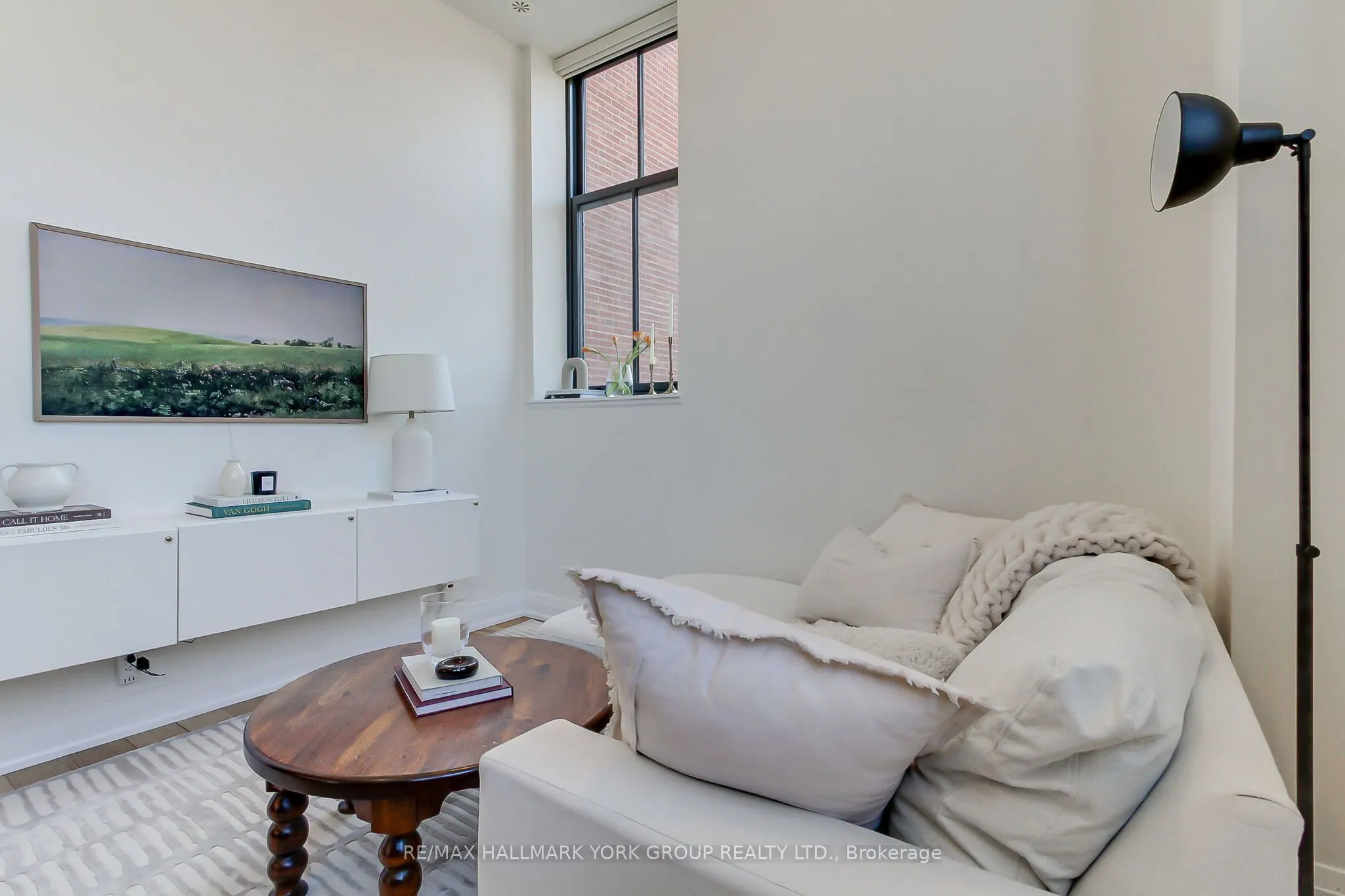 400 Park Avenue #203