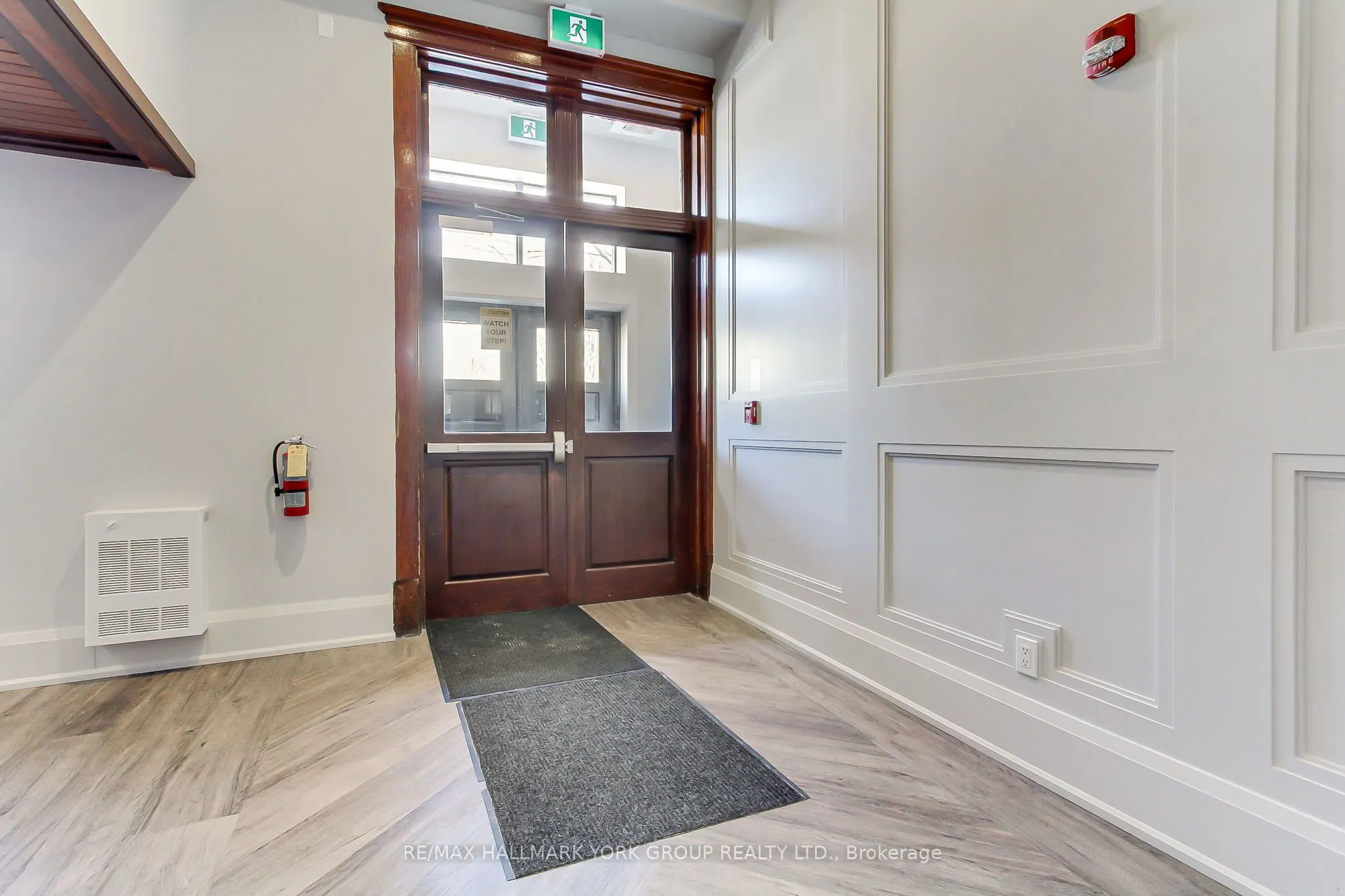 400 Park Avenue #203