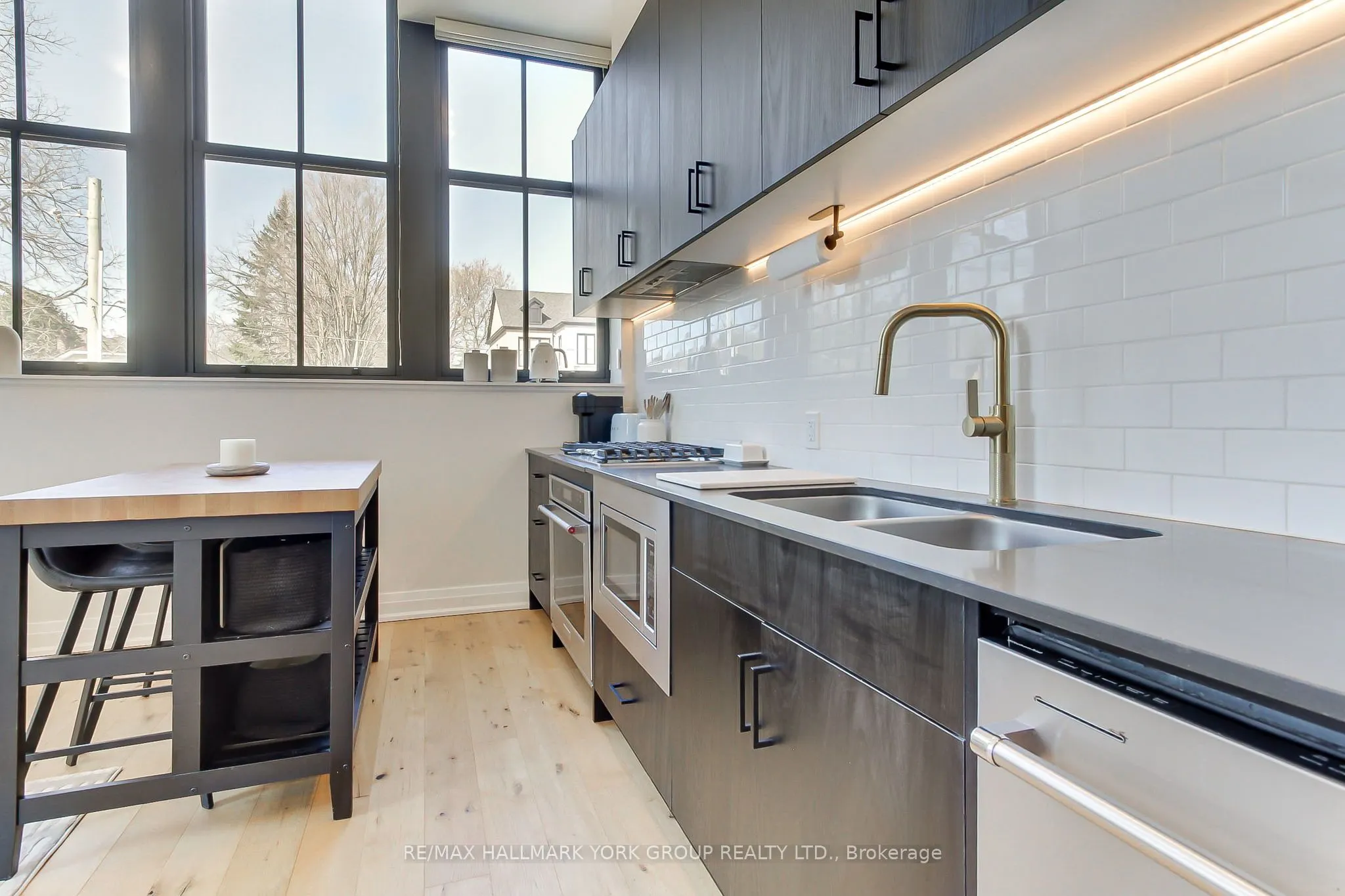 400 Park Avenue #203