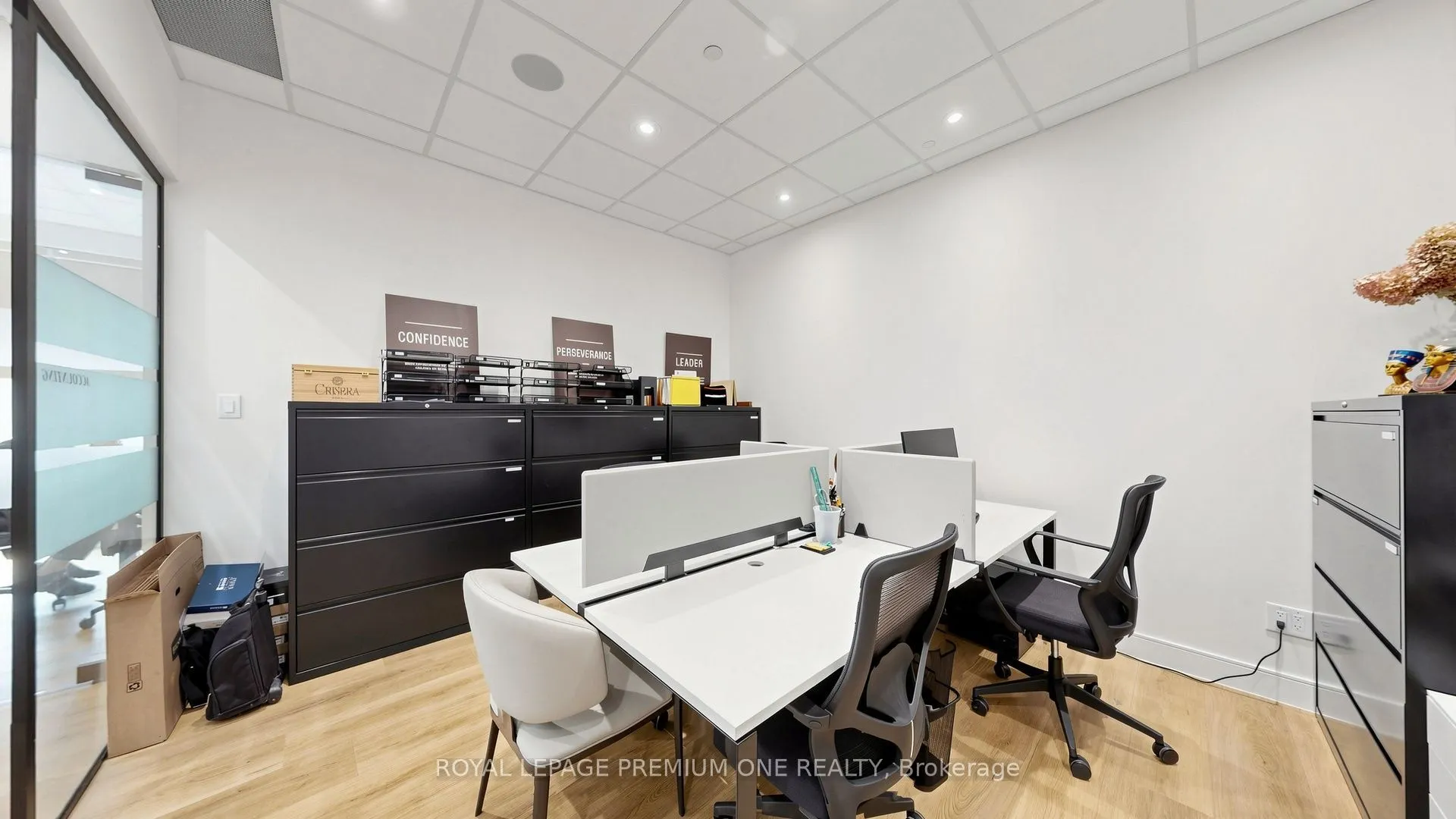 445 Edgeley Boulevard #8