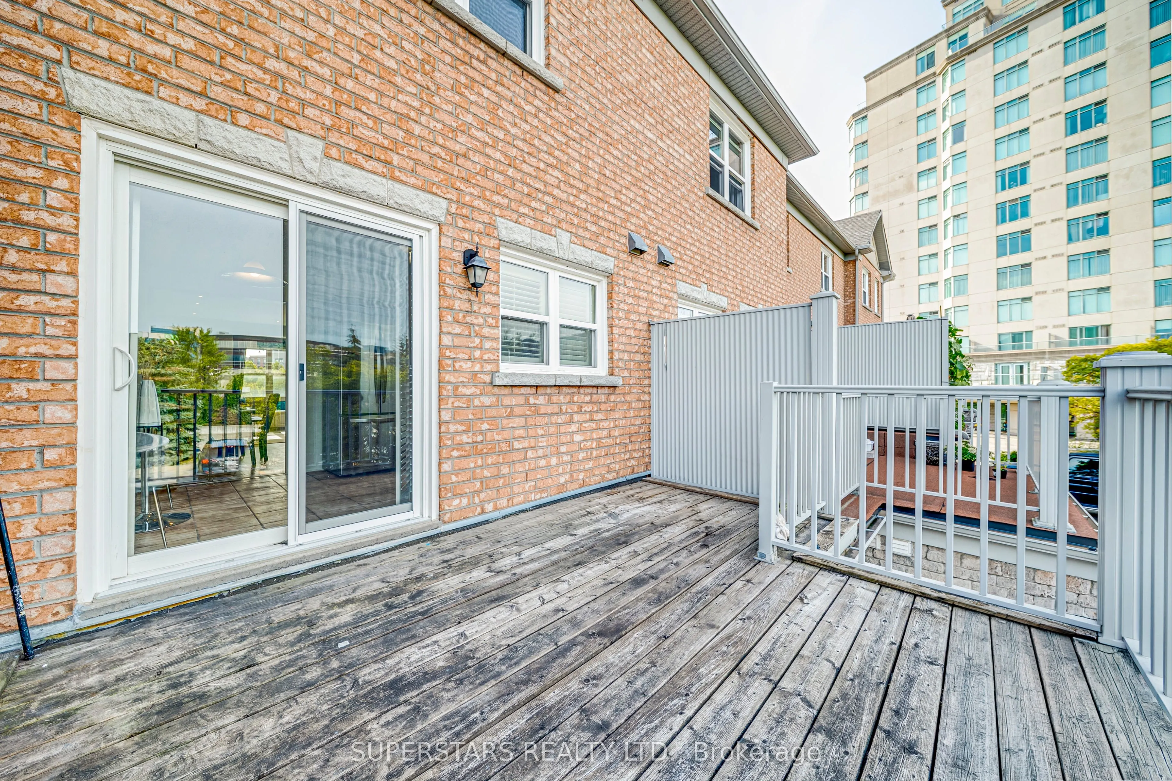119 Pond Drive #11