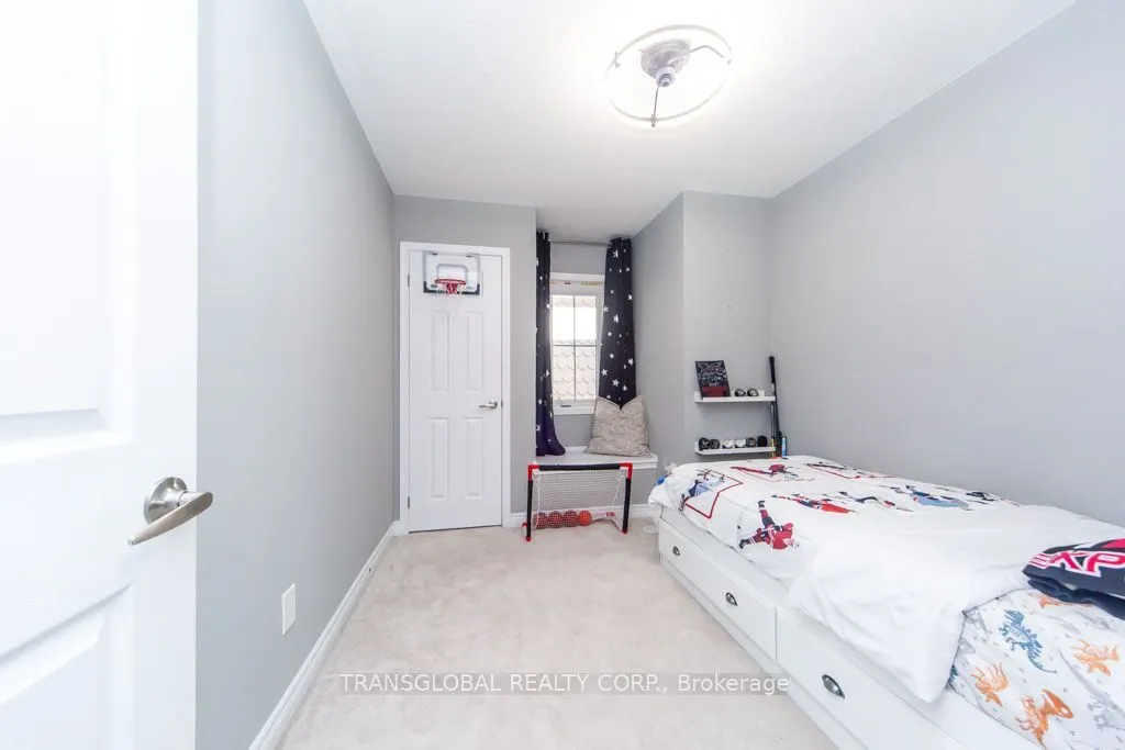 38 Minlow Way